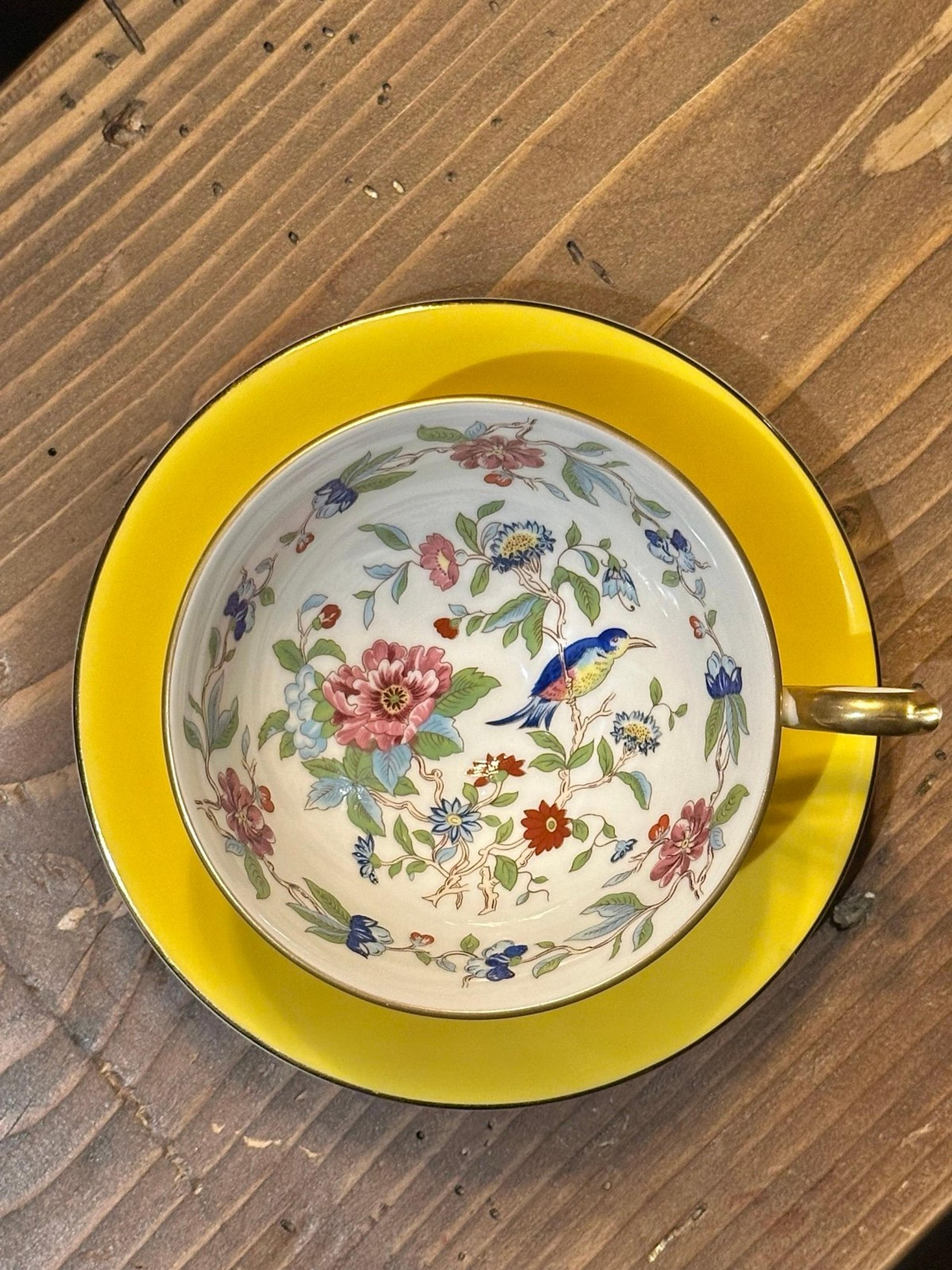 tea cup and saucer