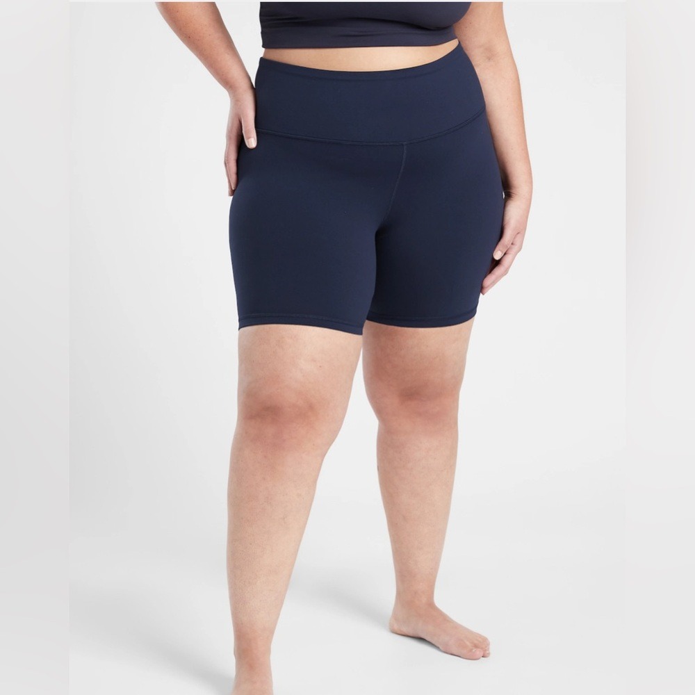 Athleta ELATION ULTRA HIGH RISE 7 SHORTs 1X