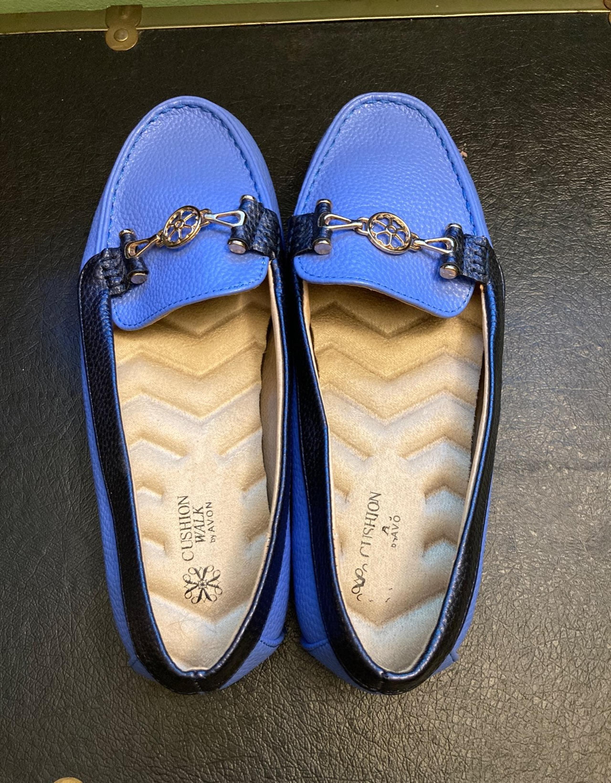Super comfy Avon loafers!