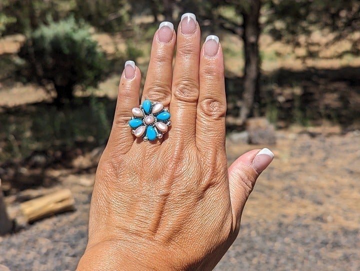 Navajo Handmade Turquoise Pink Shell Jewelry for Women's Ring size 7.75 ***