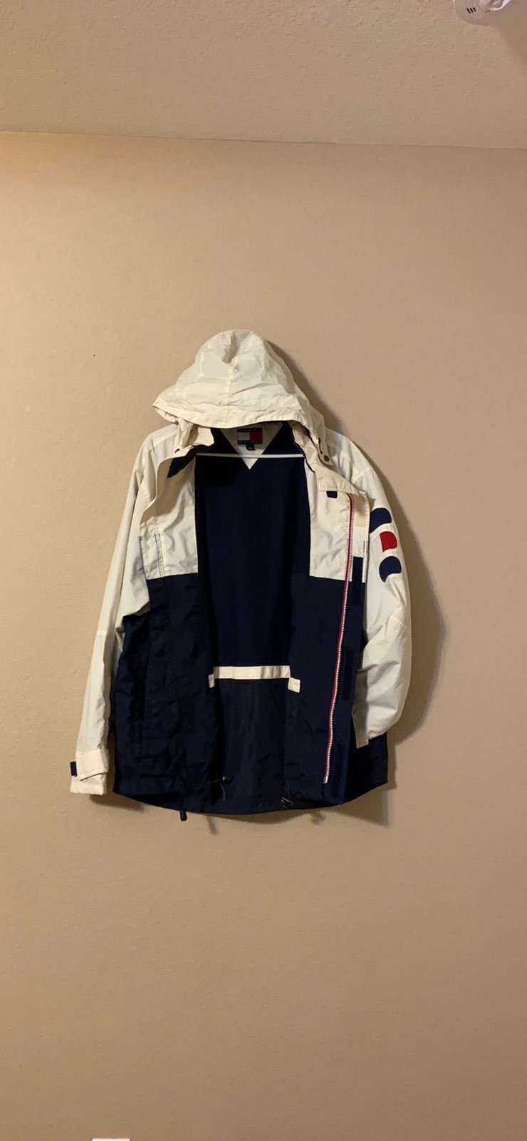 Vintage Tommy Hilfiger Hooded Windbreake
