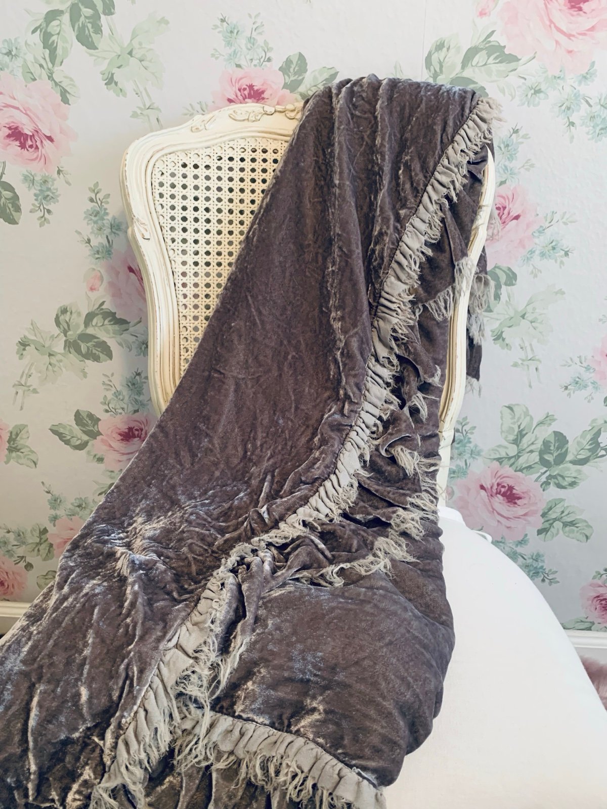 Bella Notte Loulah Purple Throw Blanket with Ruffles