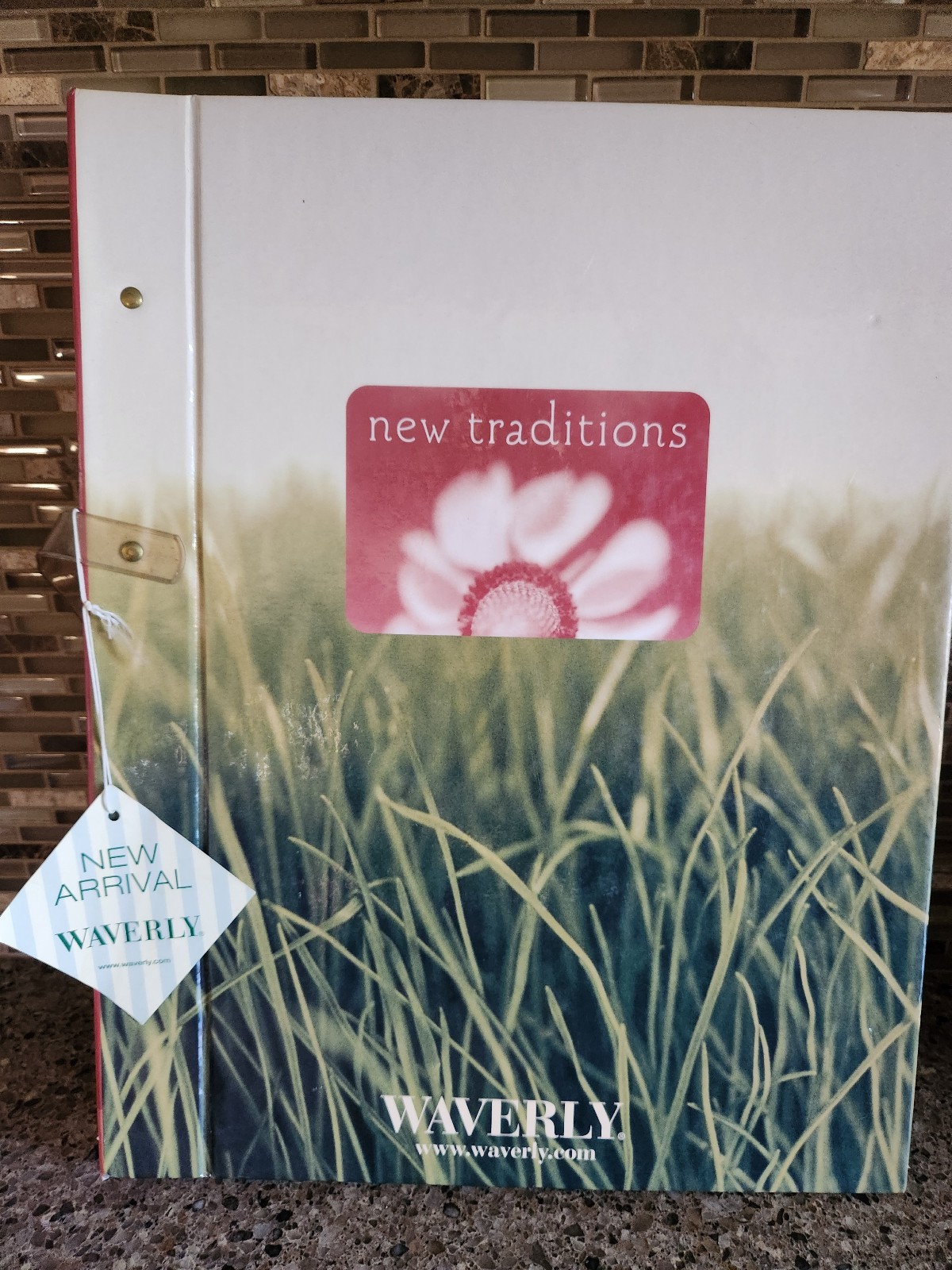 Pre-owned Waverly New Traditions Wallpaper Sample Book