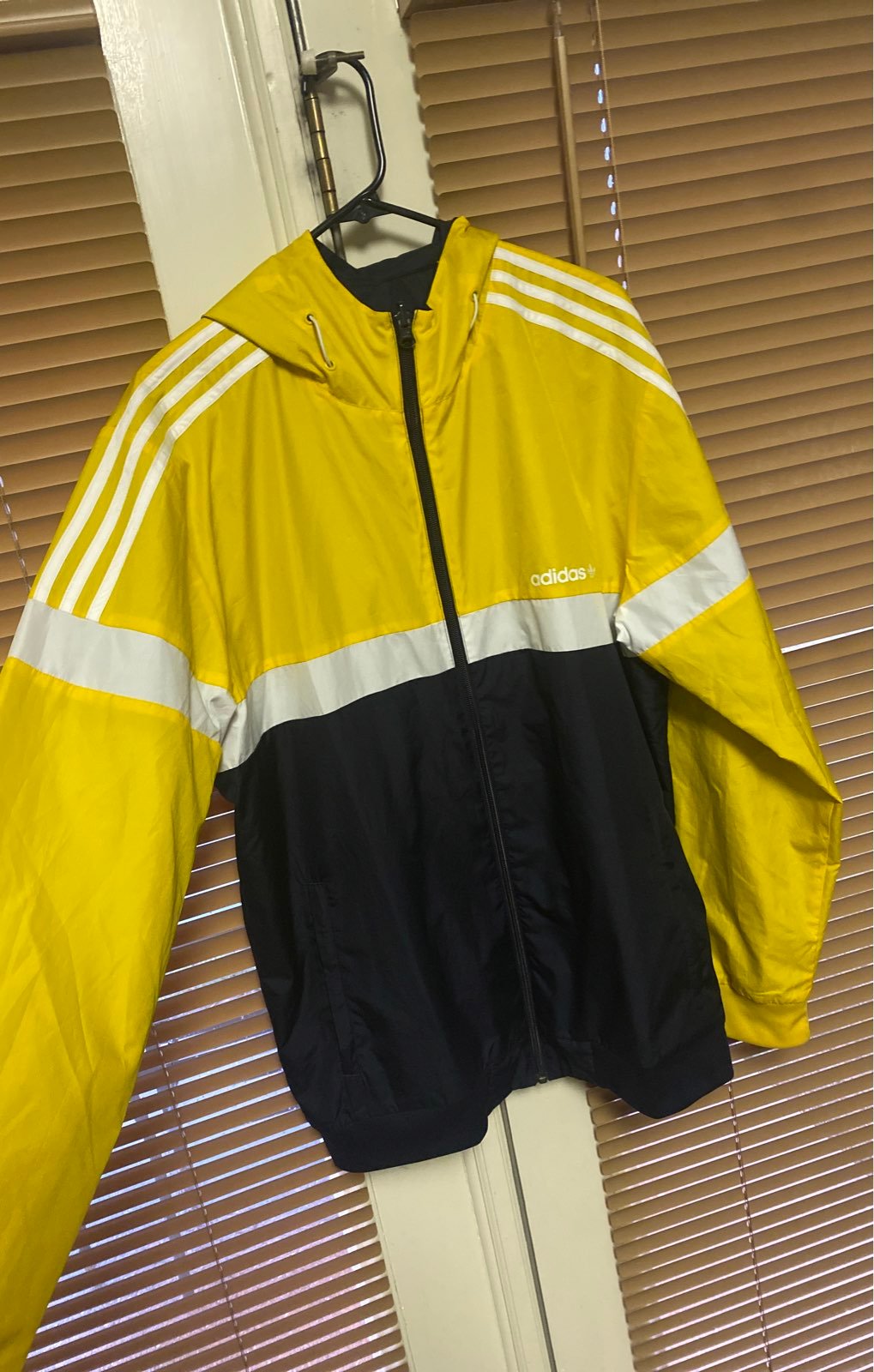 Adidas reversible itasca
