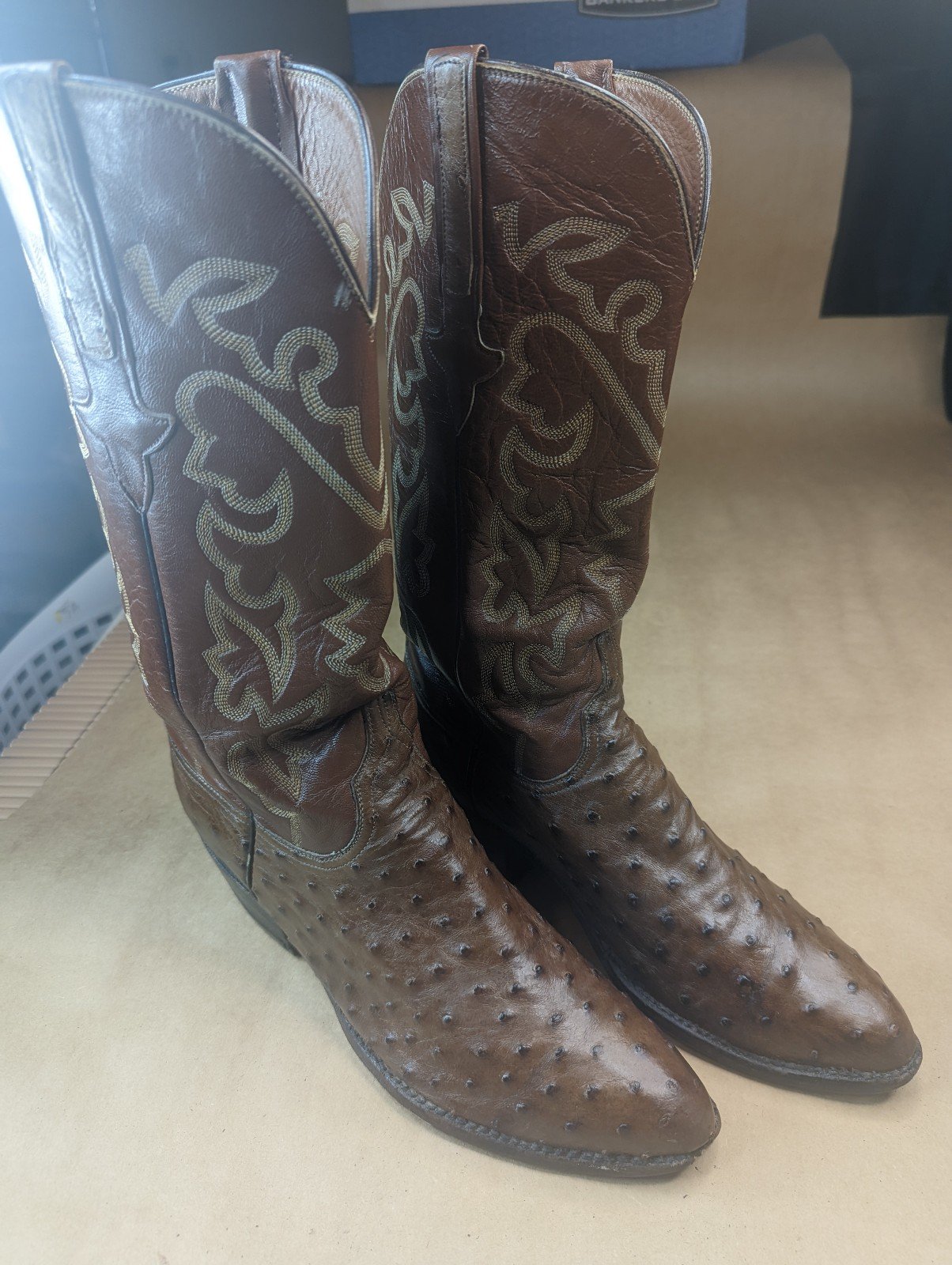 Lucchese Boots men's size 9D Exotic Genuine Full Quill brown Ostrich classic Wes