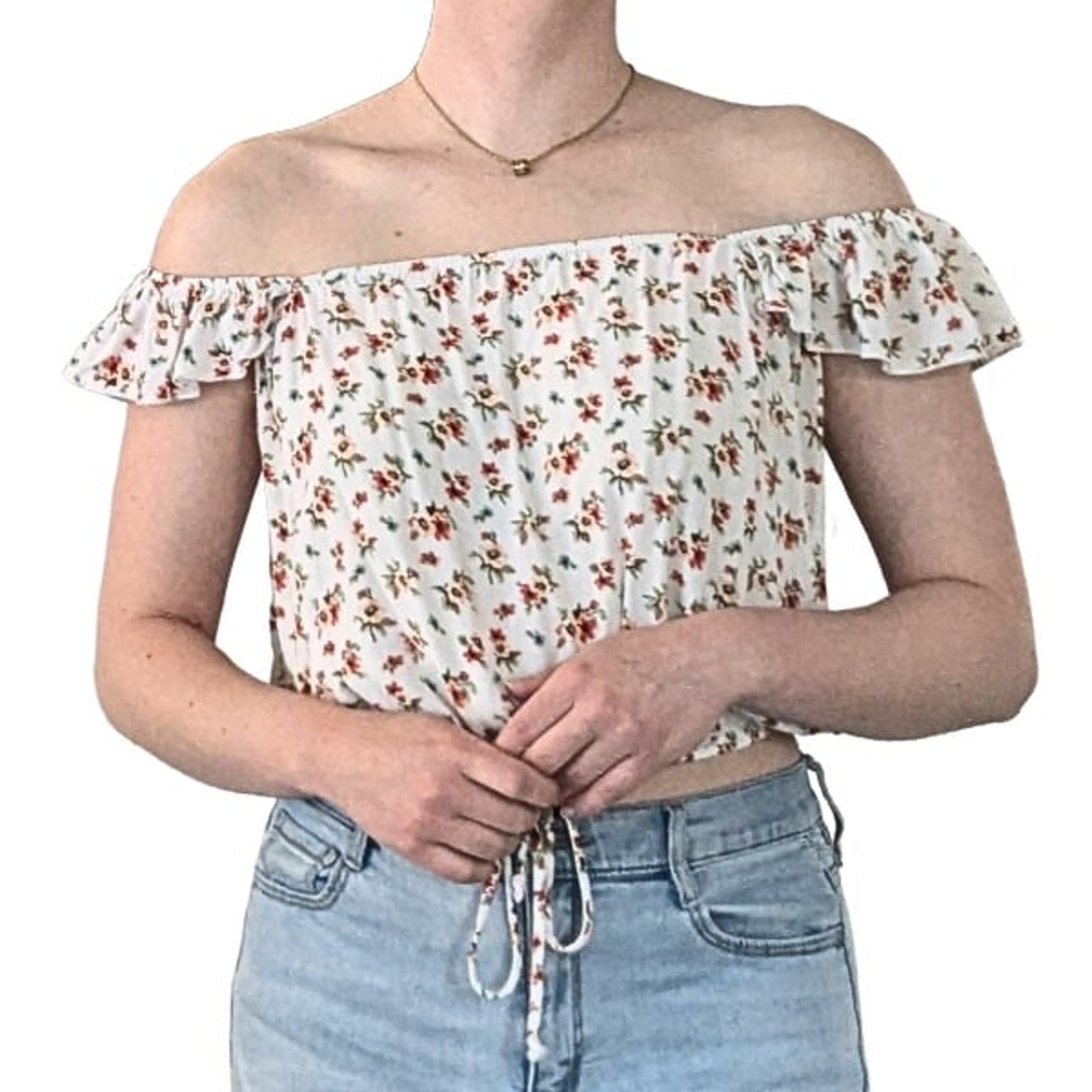 Peppermint brand - floral off-the-shoulder blouse - size S