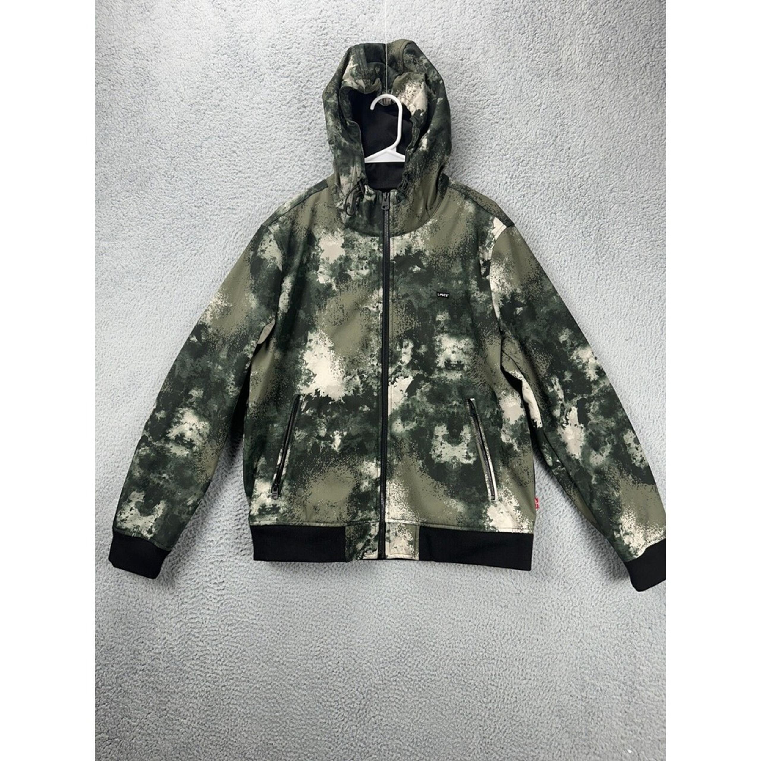 Levis Jacket Mens Large Green Camouflage Soft Shell Full Zip Hoodie Pockets Logo