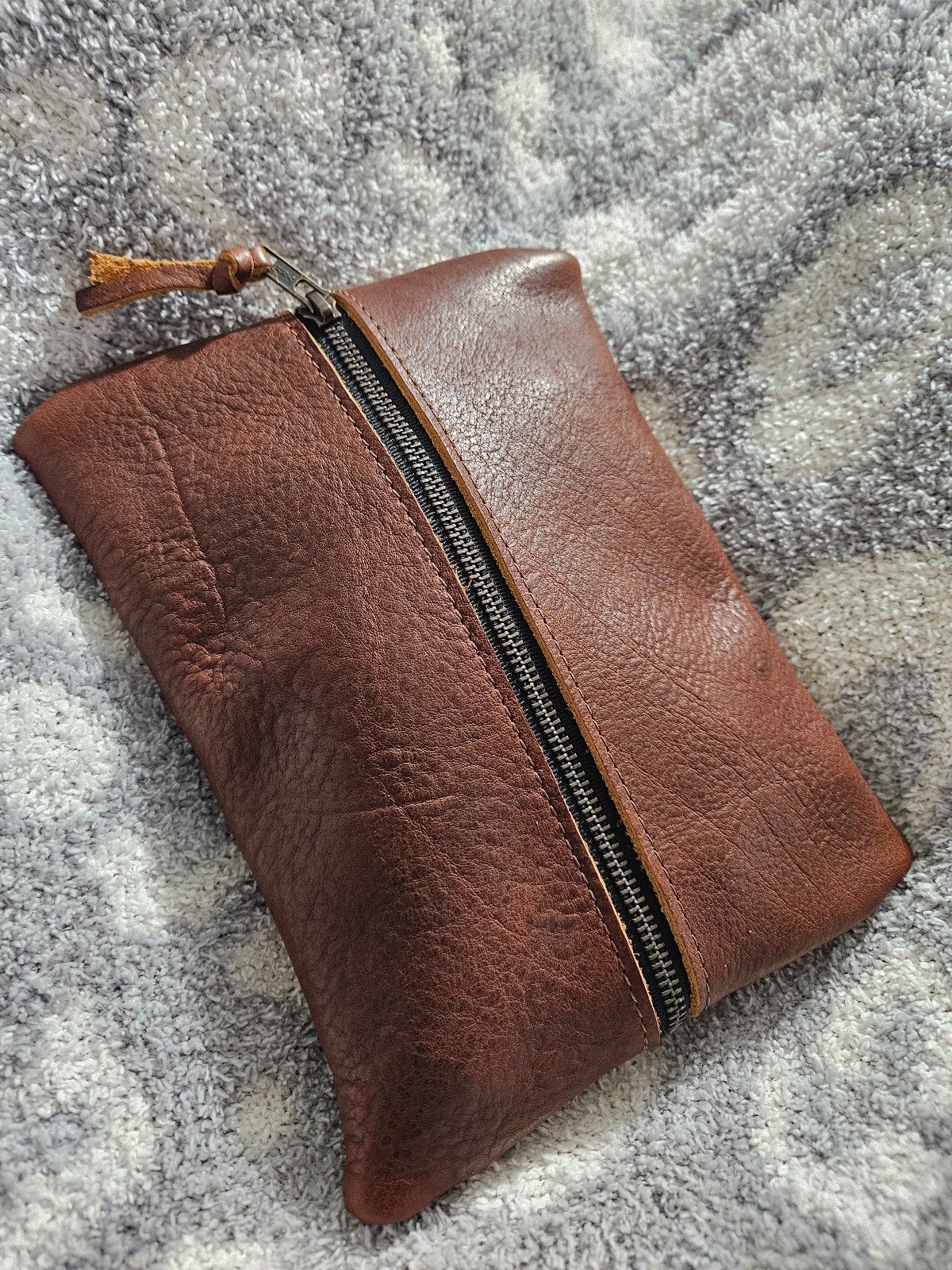Go Forth Goods FLAT PACK ZIPPERED LEATHER POUCH color Saddle
