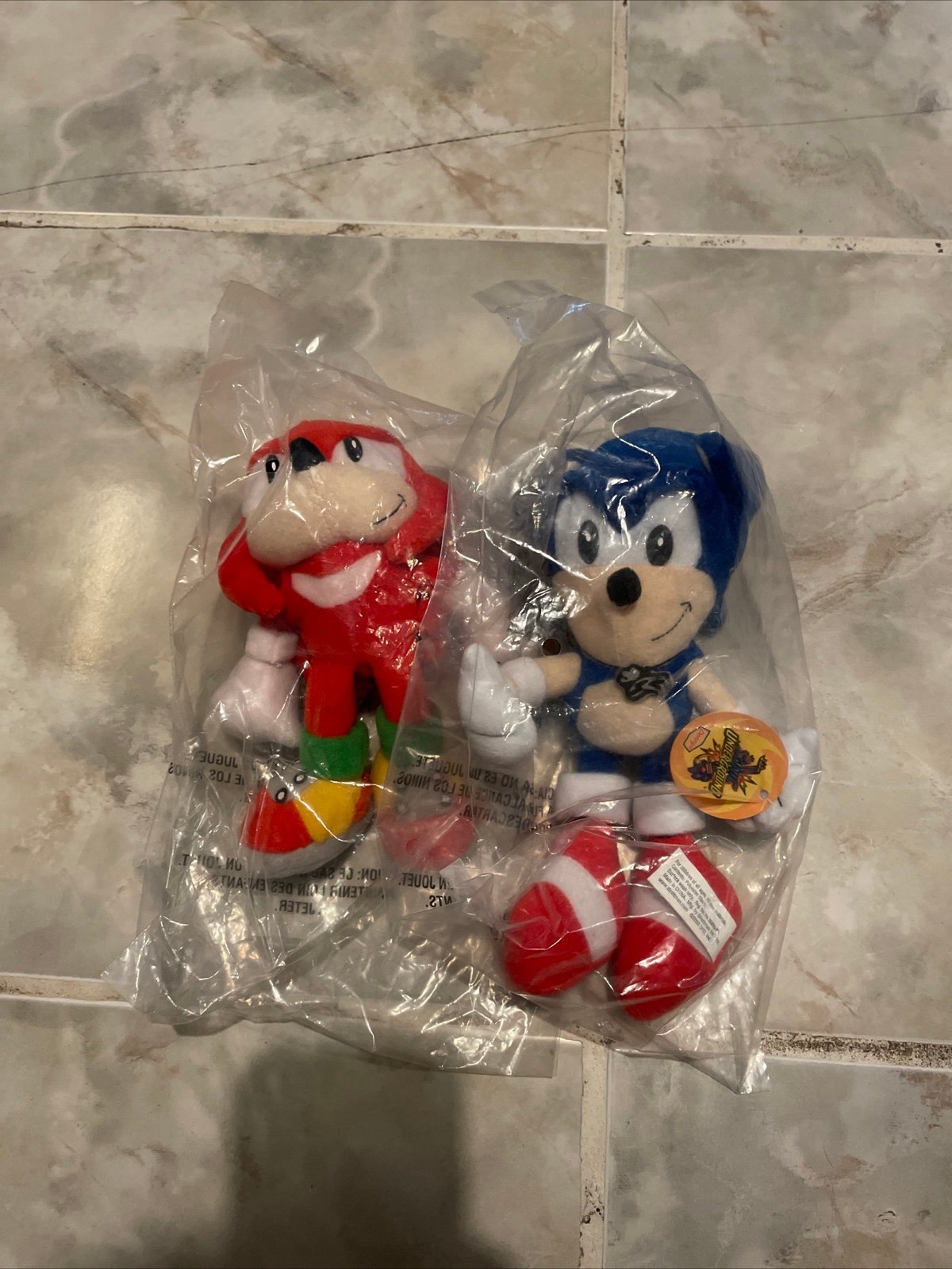 Vintage 2000, Denny's Sonic & Knuckles Underground Plush Sega, **New With Tags**