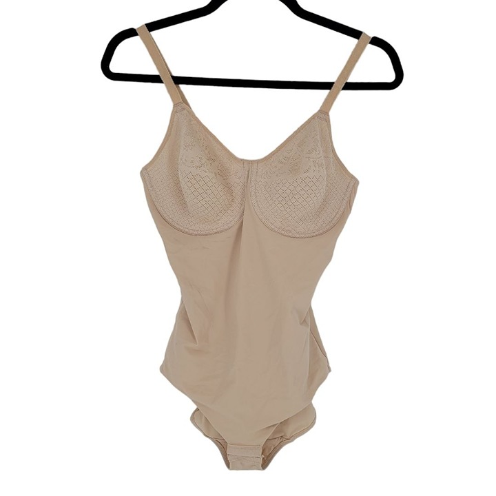 Wacoal womens 38C Visual effects Body Briefer with minimizer bra Sand Tan shaper