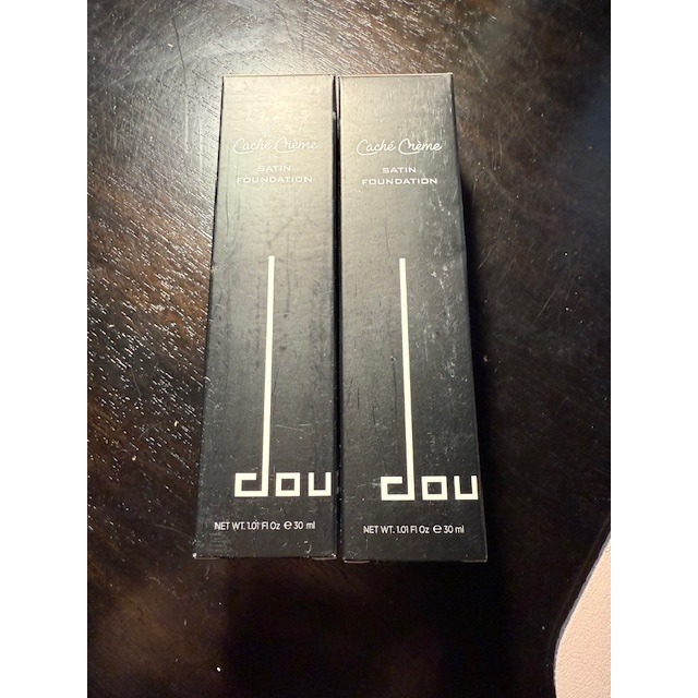 2 Doucce Cache Creme Satin Foundation YD11 New 1.01 fl oz 30 ml