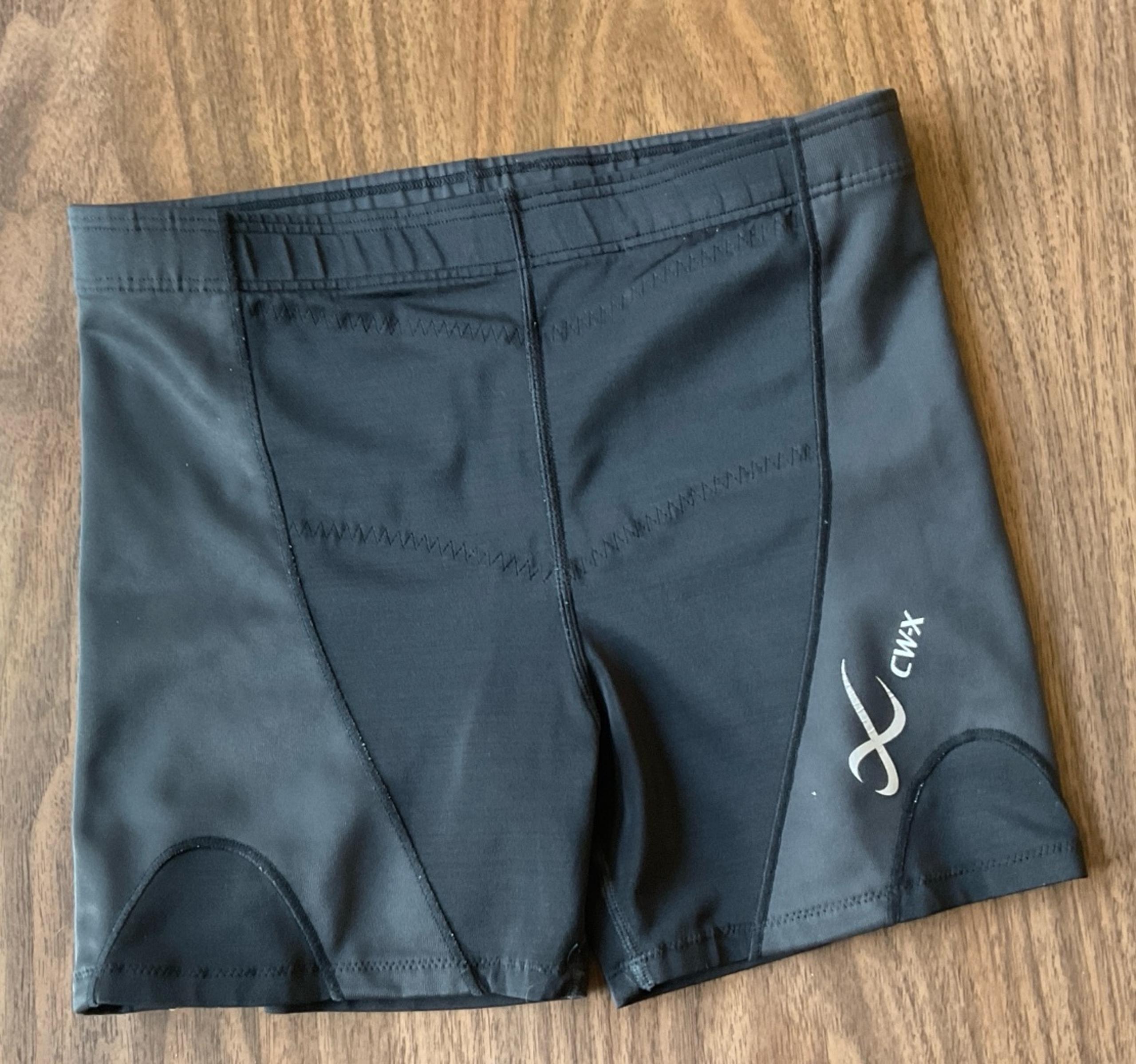 CW-X Medium Shorts