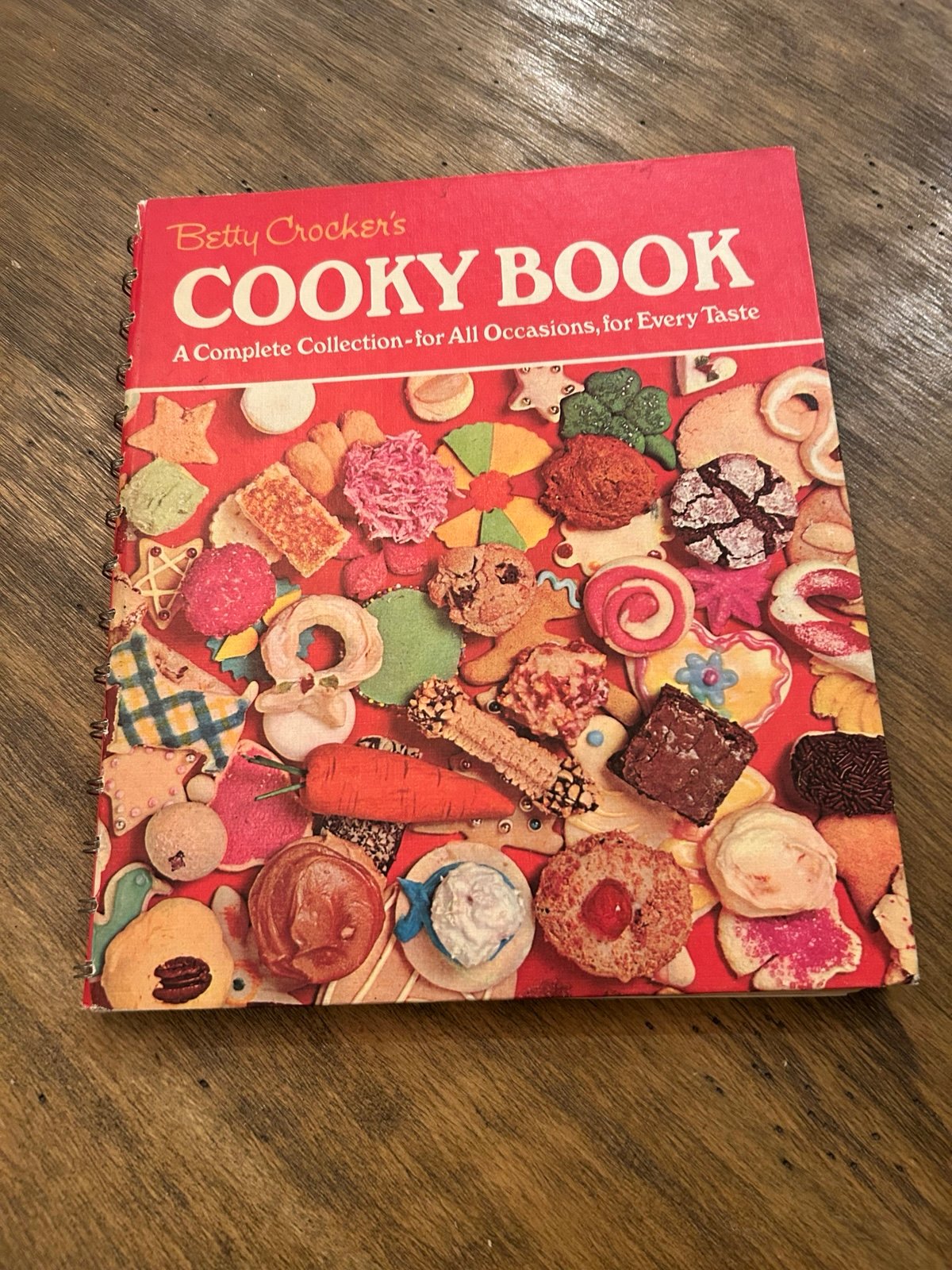 Betty Crocker's Cooky Book 1973 Fourteenth Printing Golden Press