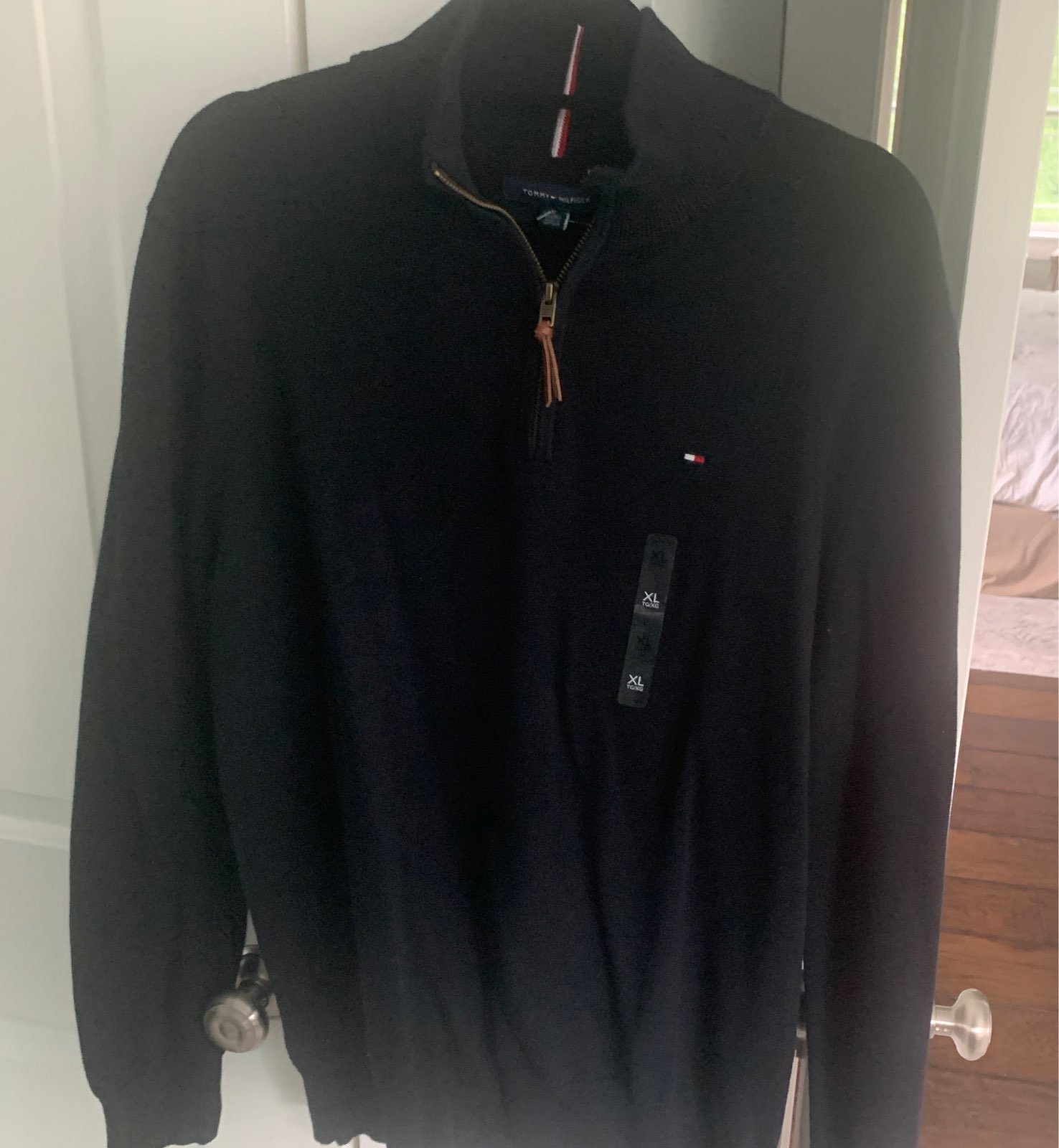 Tommy Hilfiger sweater