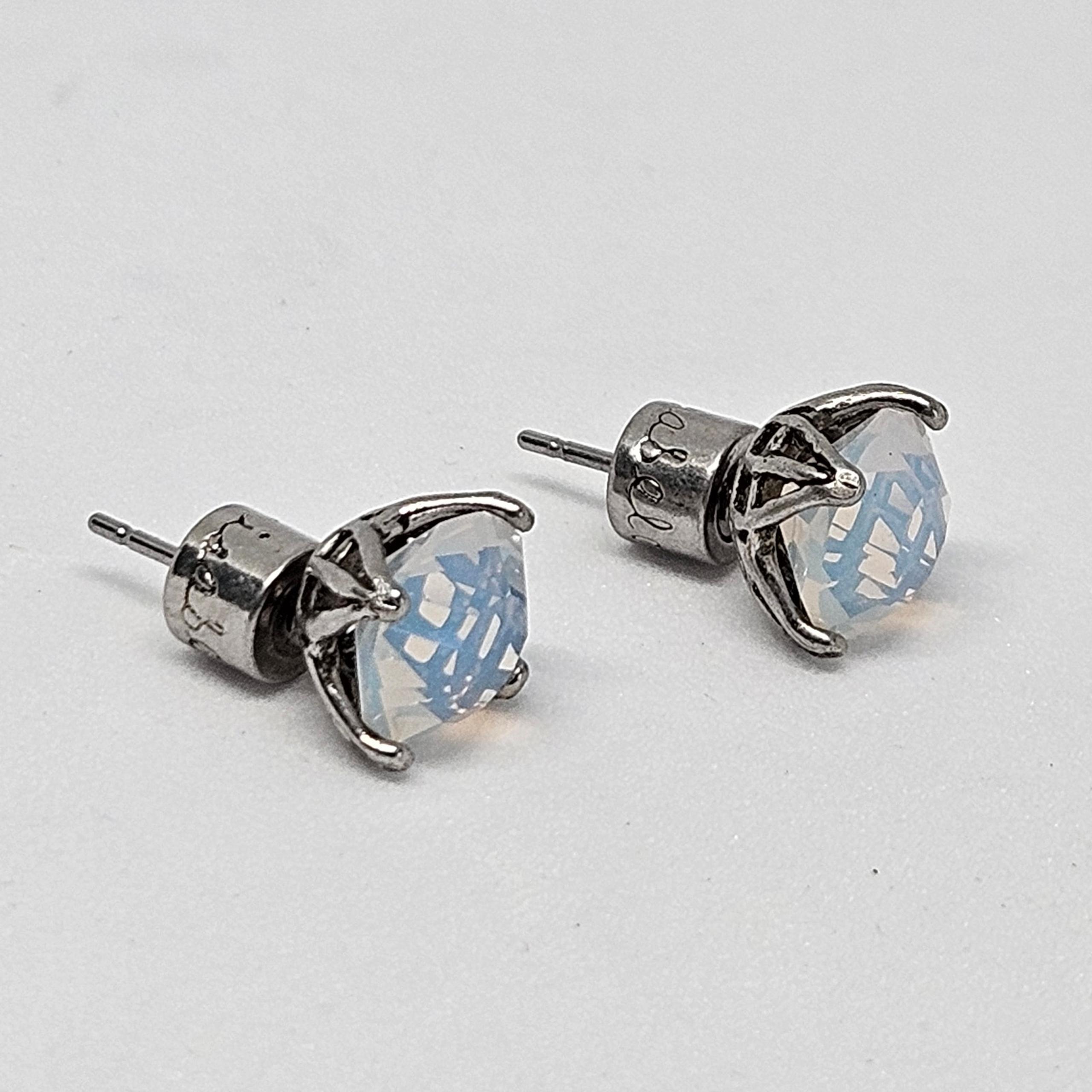 Chloe + Isabel Round Birthstone Stud Earrings E118OPR Shiny Rhodium-Plated