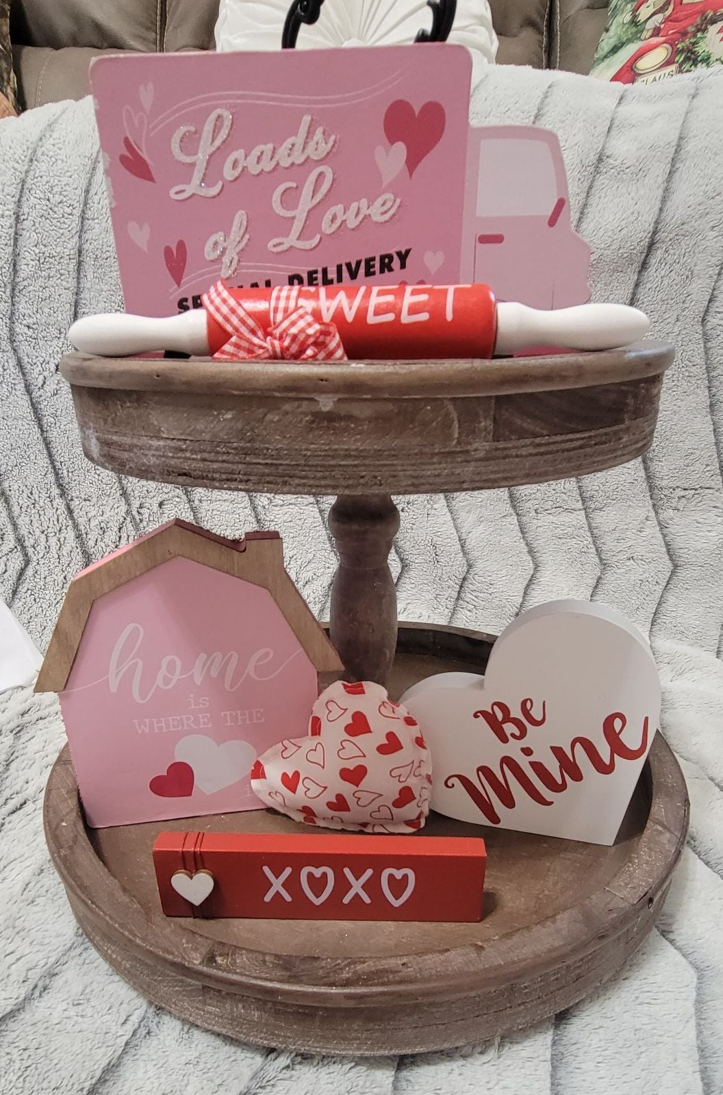 Valentine Tier Tray Decor. O#19