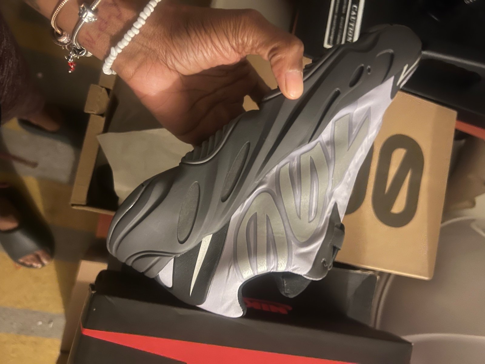 Yeezy Adidas Boost 700 MNVN
