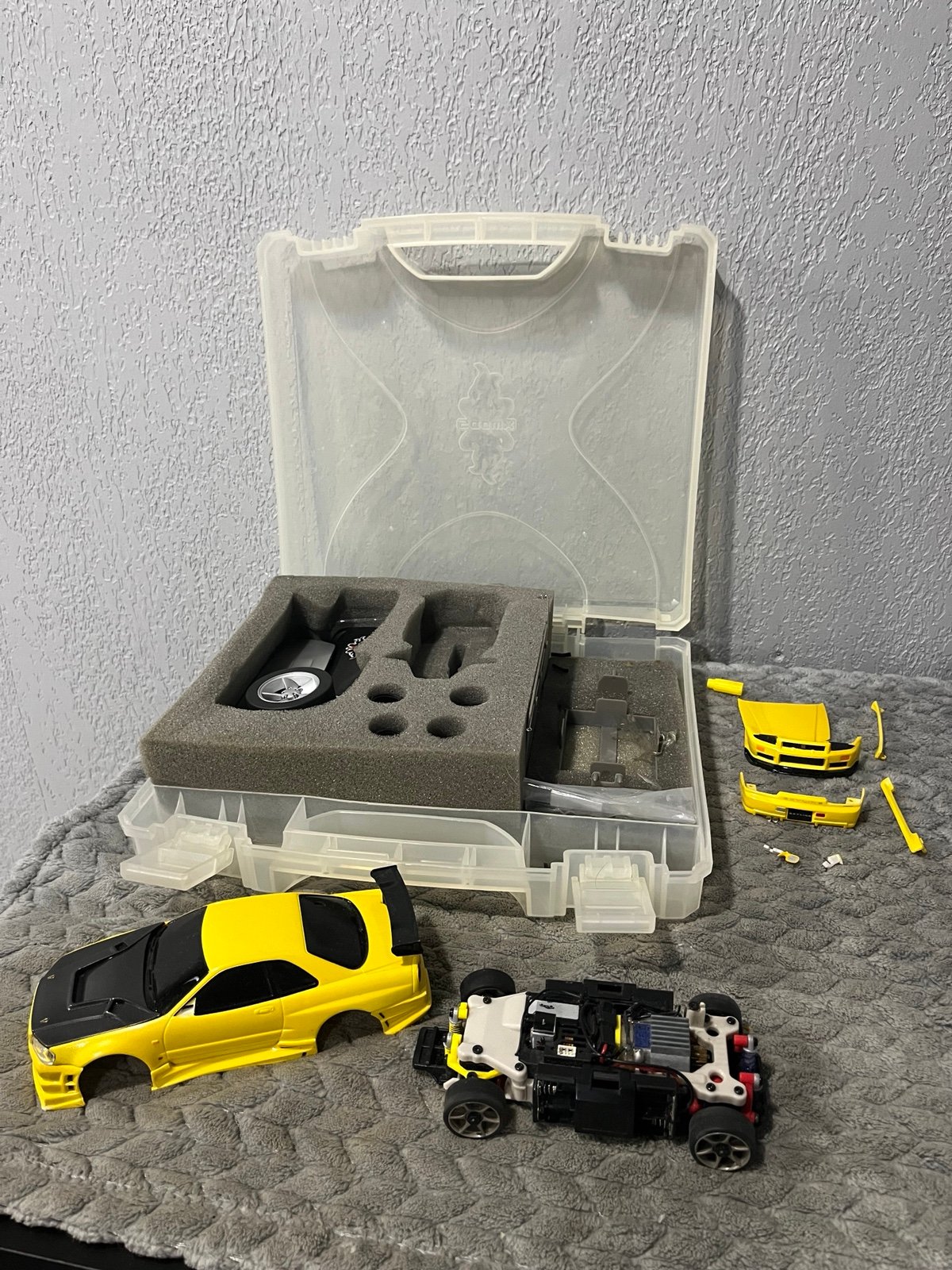 XMODS Nissan Skyline with extras