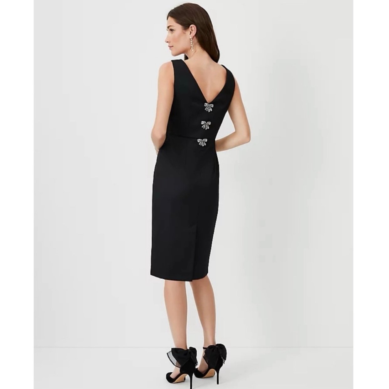 Ann Taylor Black Sparkle Bow Back V-Neck Sheath Dress Size 12 Petite