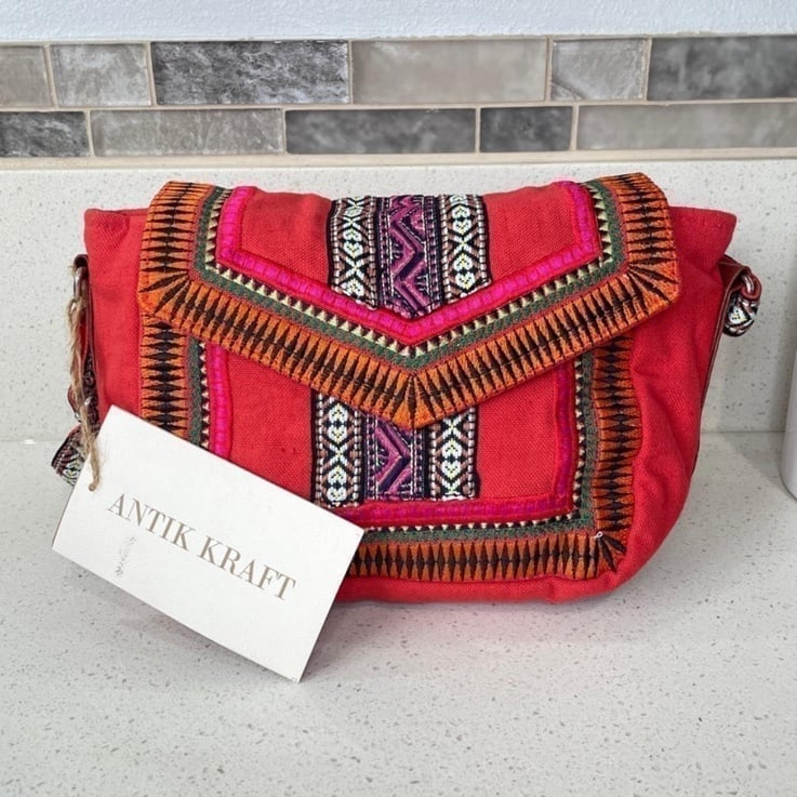 NEW Antik Kraft Burnt Orange Embroidered Crossbody Bag with Leather Accents