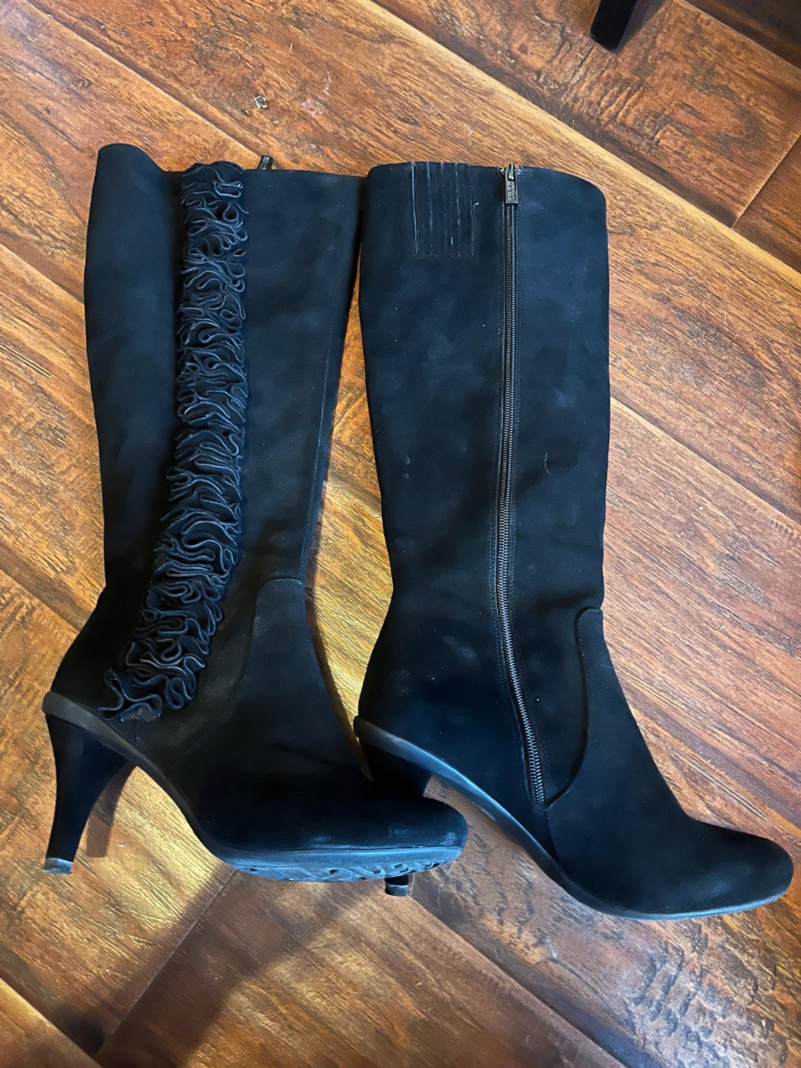 Kenneth Cole Reaction Boots