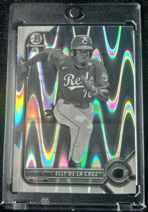 RC ELLY DE LA CRUZ ROOKIE BLACK & AND WHITE RAYWAVE REFRACTOR BOWMAN CHROME 2022