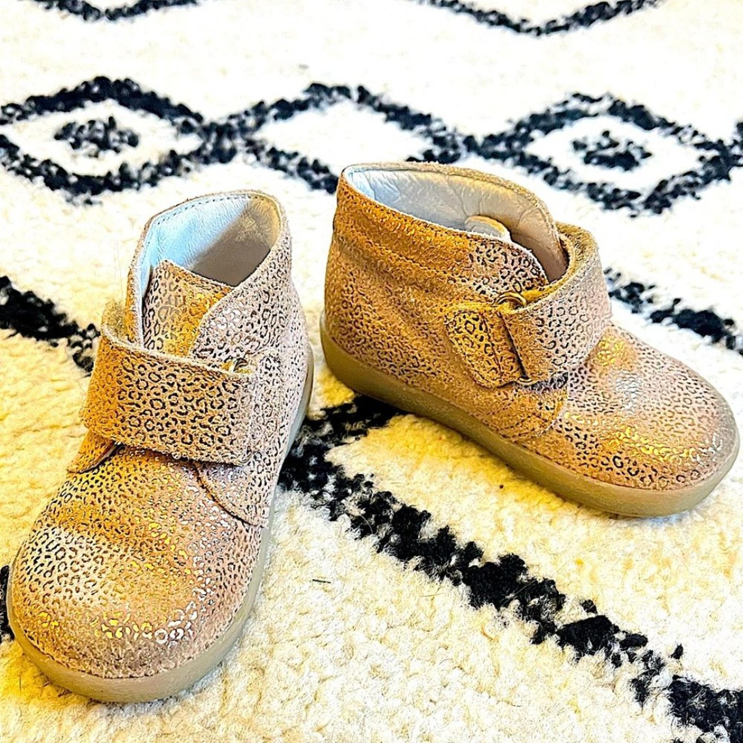 Falcotto Pink & Gold Cheetah Animal Print Leather Velcro Closure Girls Shoes 5.5