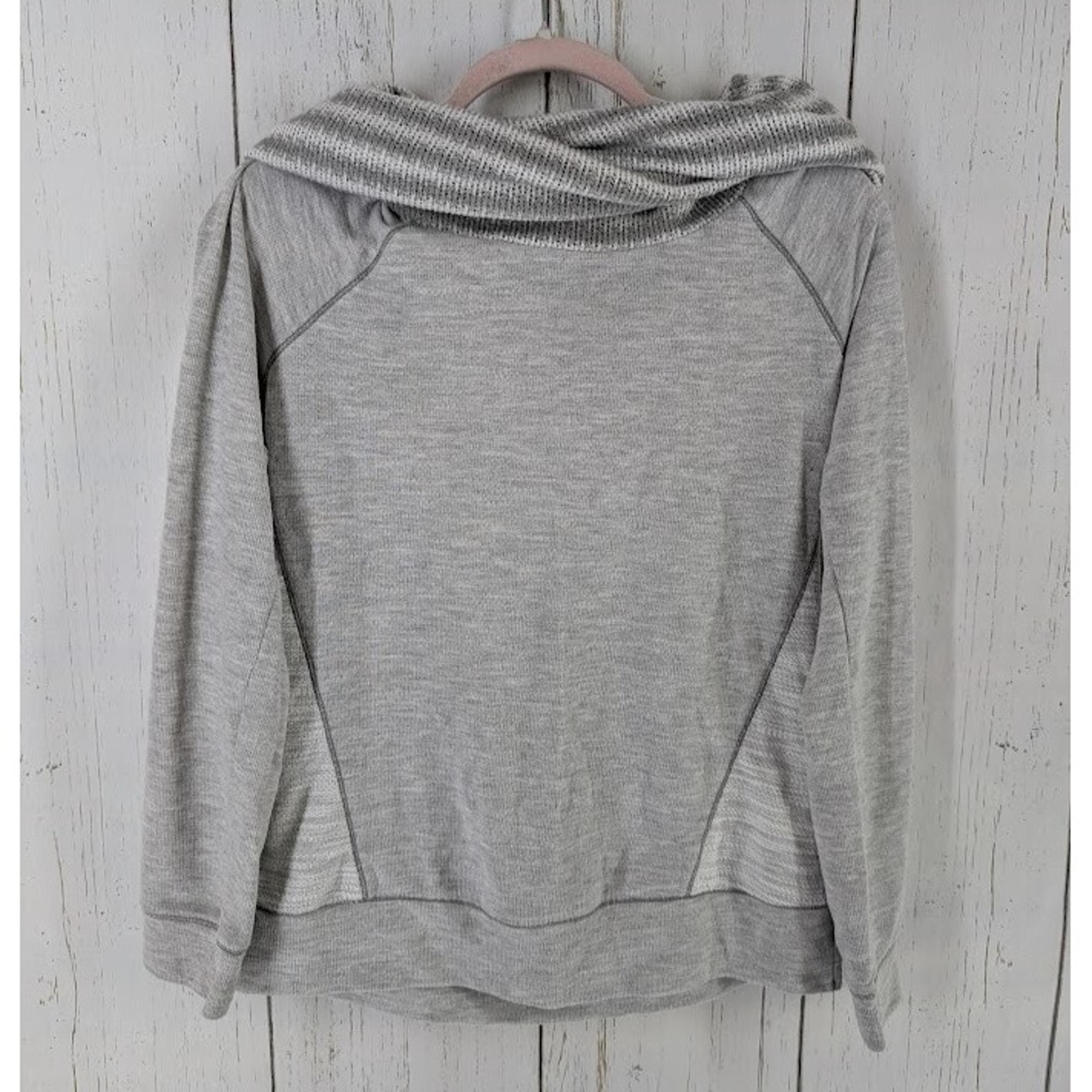 Maurices Size Medium Gray Long Sleeve Cowl Neck Casual Womens Sweater Top