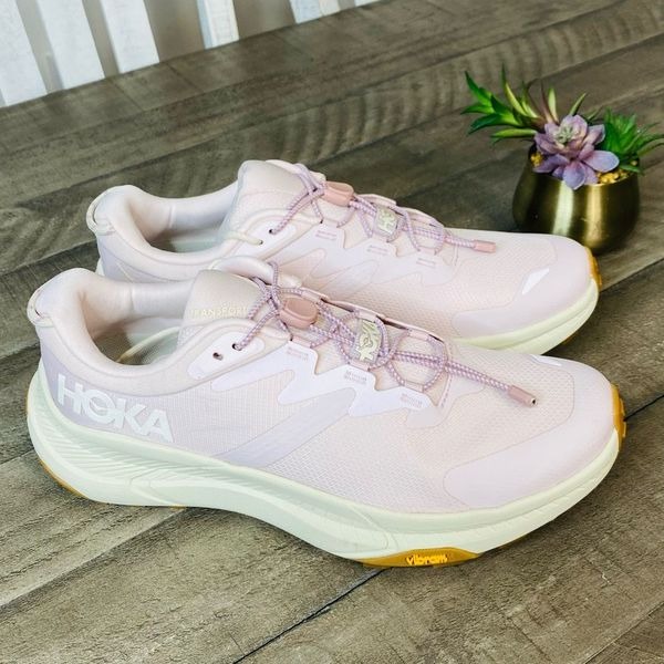 Hoka Transport Cosmic Pearl Woman’s Size 10