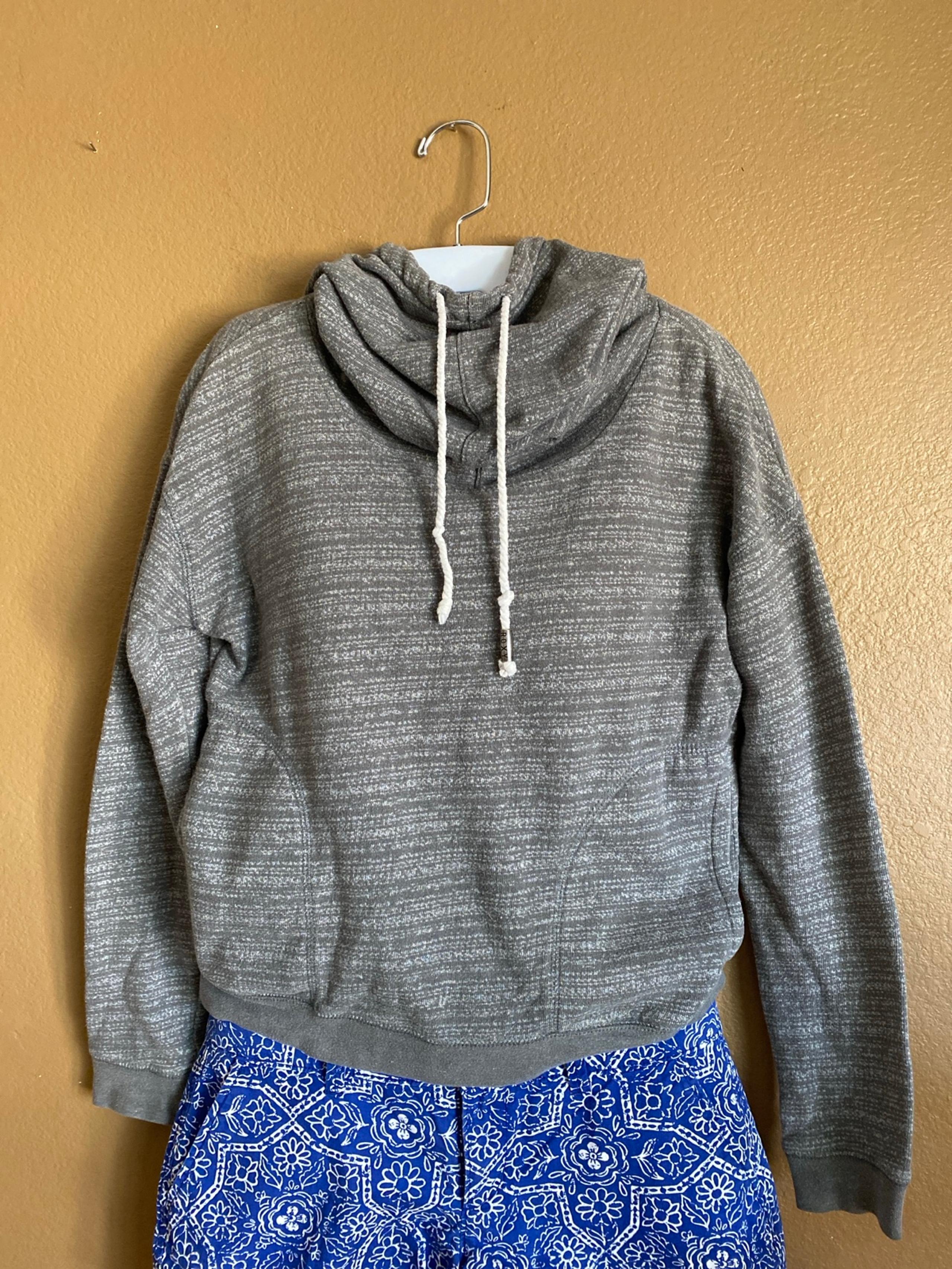 Roxy Hoodie | Gray | Size Small