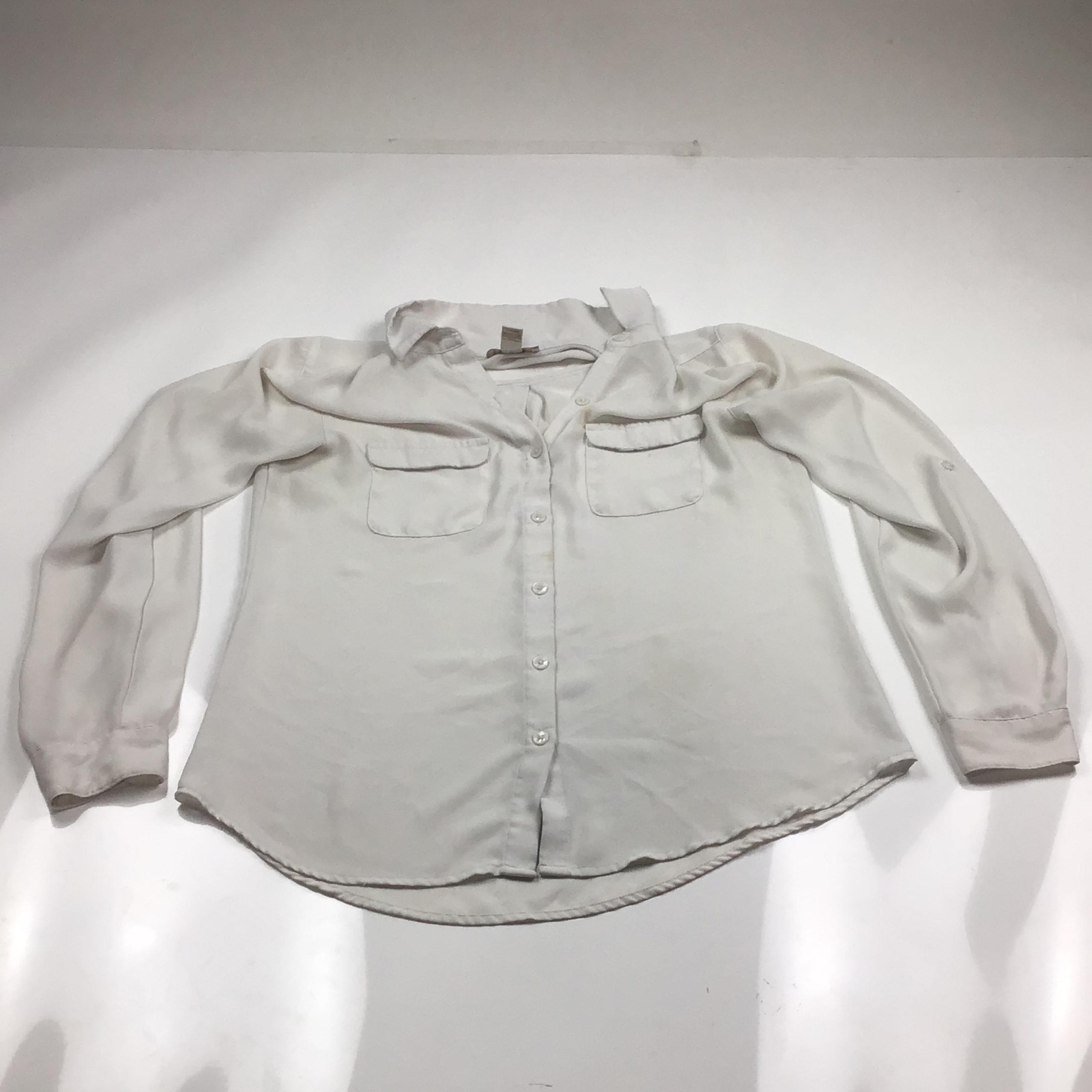 Ann Taylor women’s button down shirt white size S