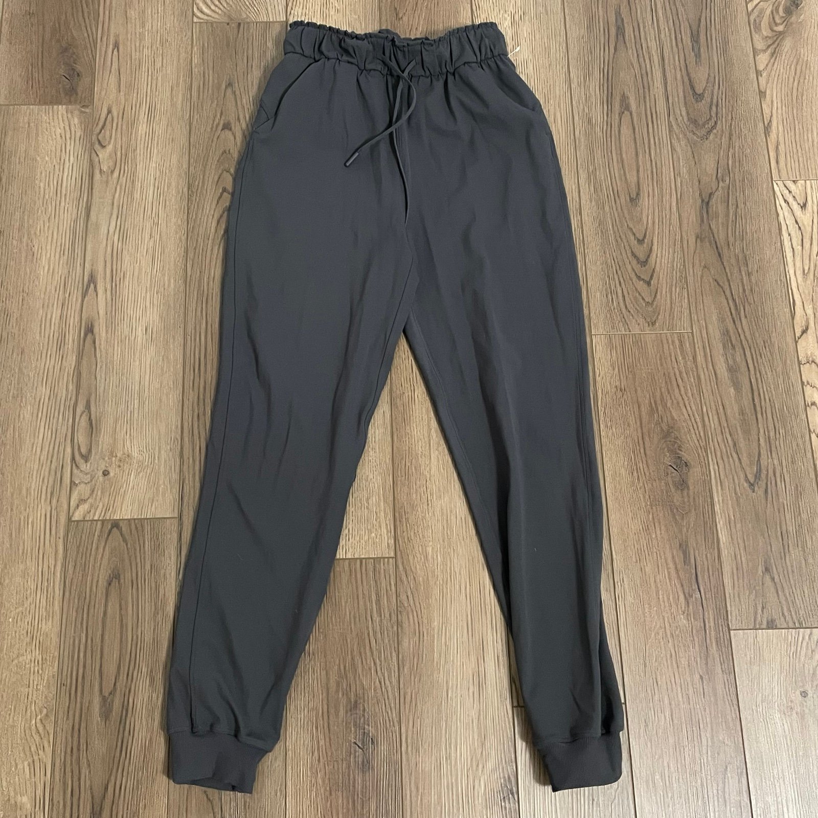 Lululemon Stretch Luxtreme High Rise Jogger Pant