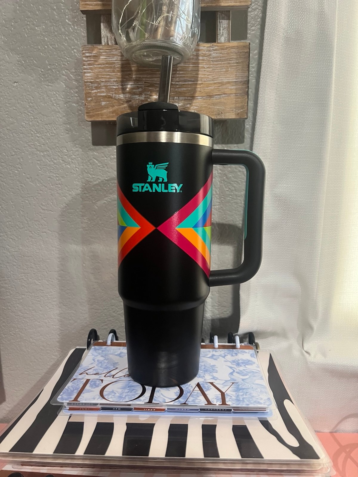 New Stanley Hyper Geo 30oz Quencher