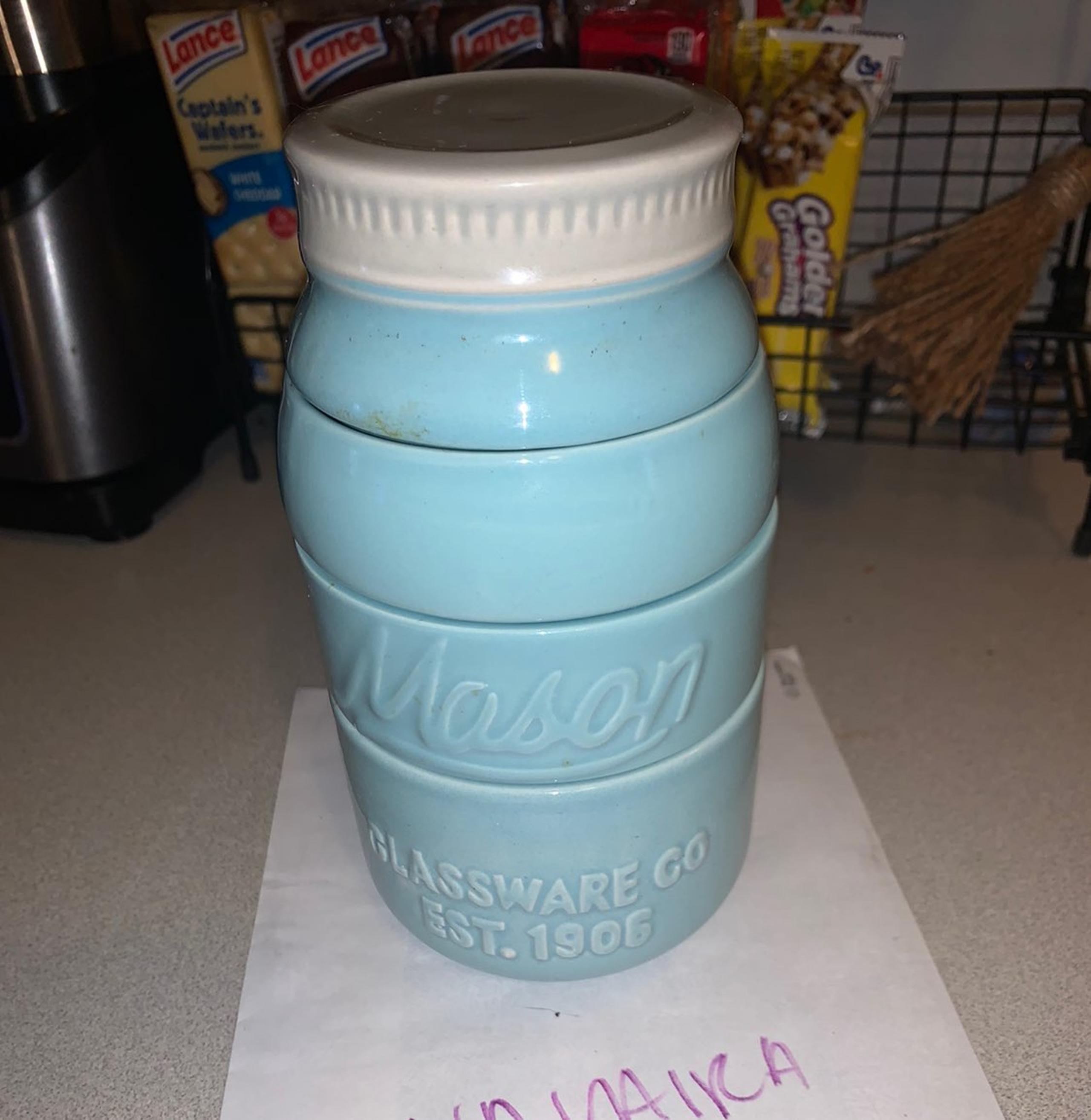 Blue Mason Set Measuring Cups and Salt and Pepper