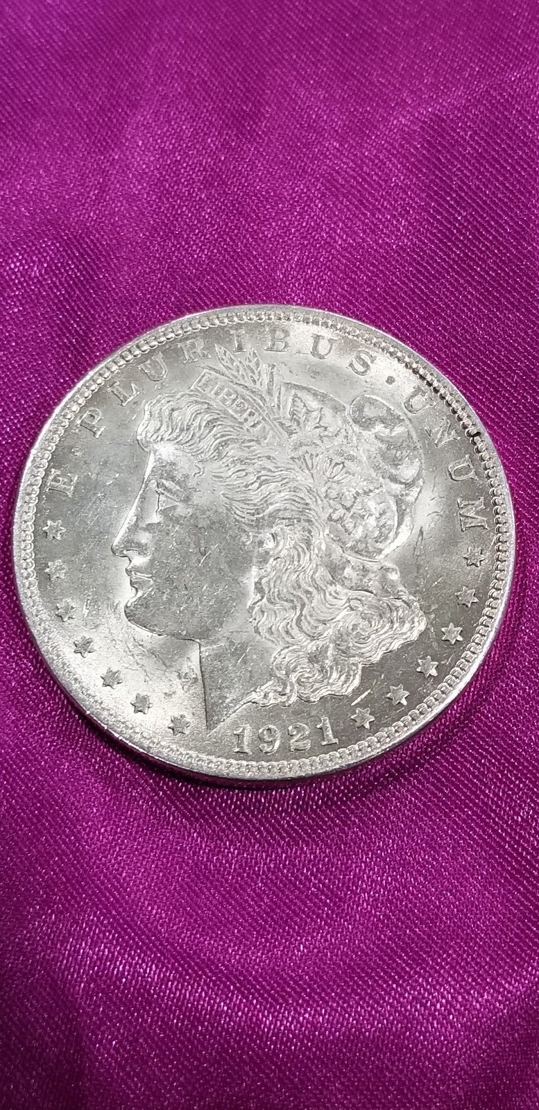 1921-P MORGAN SILVER DOLLAR