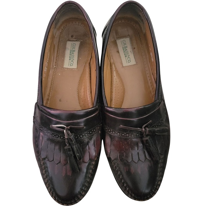 G.H. Bass & Co. men's Black Leather Loafers With Tassels Size 10.5 Made In Brazi