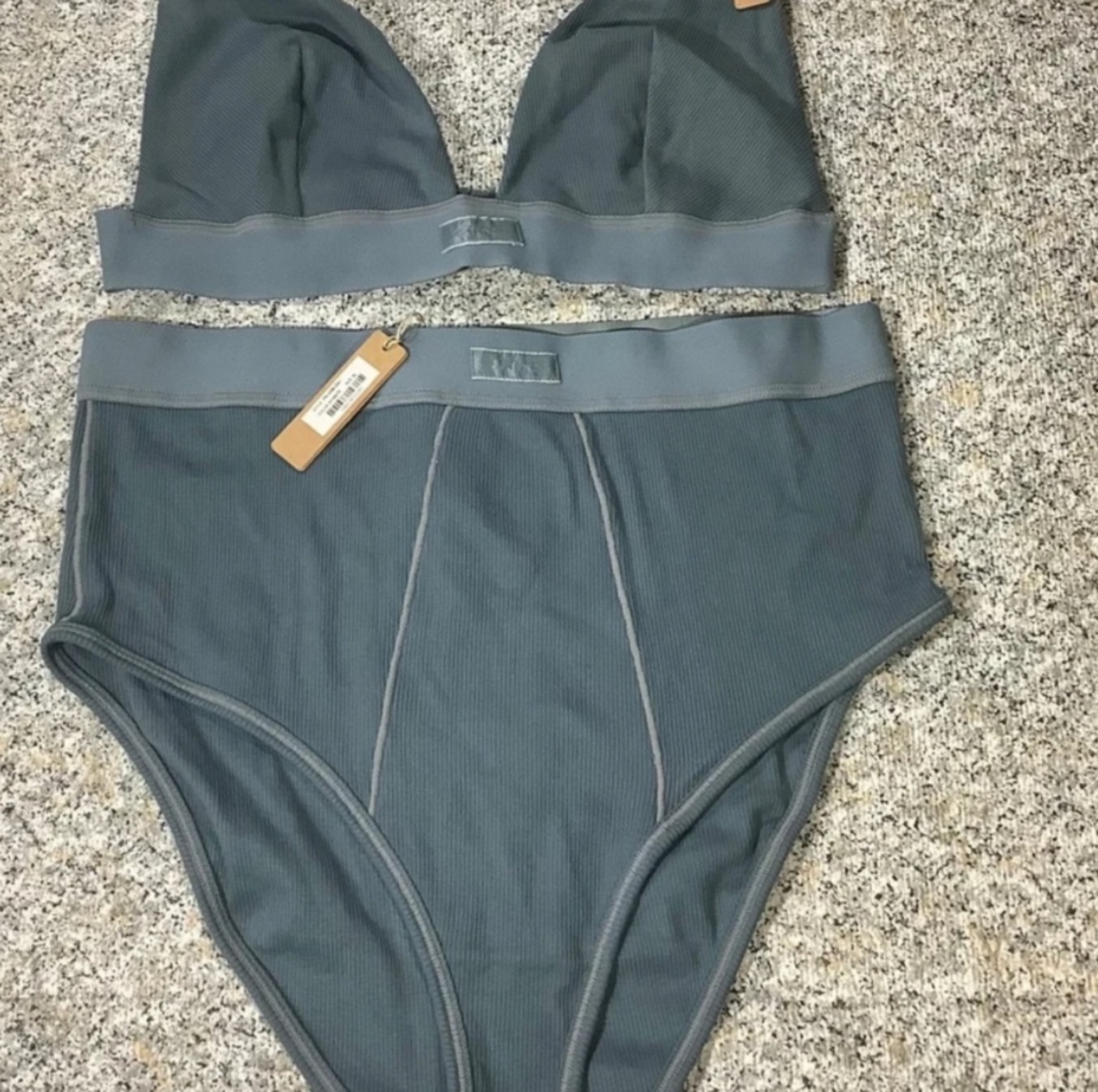 SKIMS SET ribbed Kyante Bralette and Boyfriend full brief
