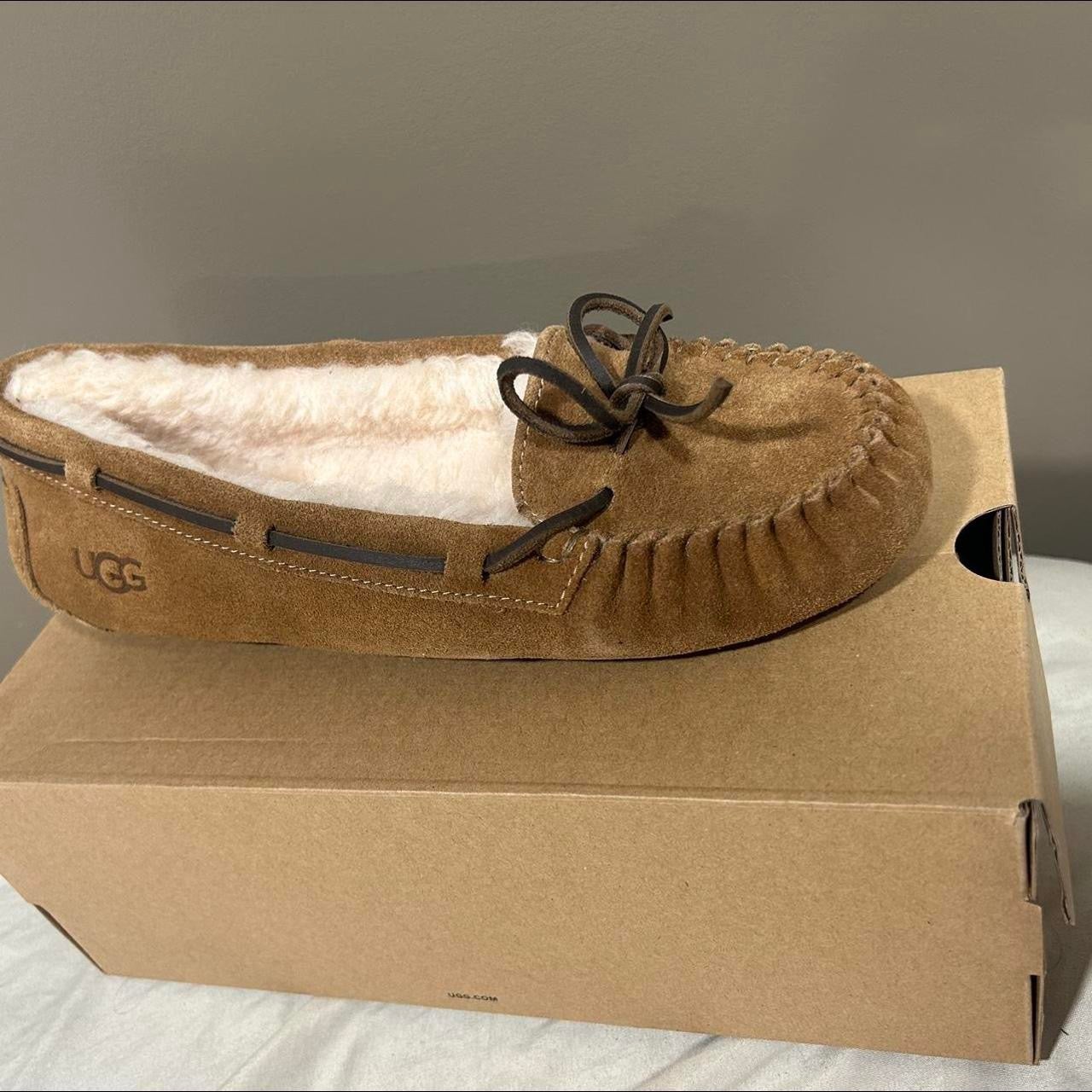 ugg moccasins never worn/brand new