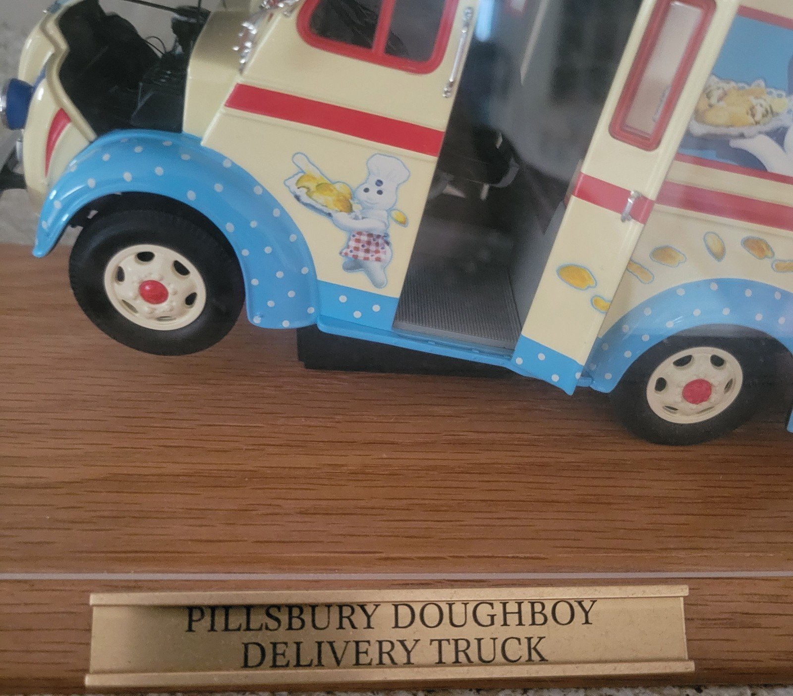 The Pillsbury Doughboy Delivery Truck and Engraved Display Case by Danbury Mint