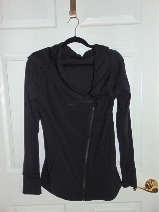 lululemon jacket