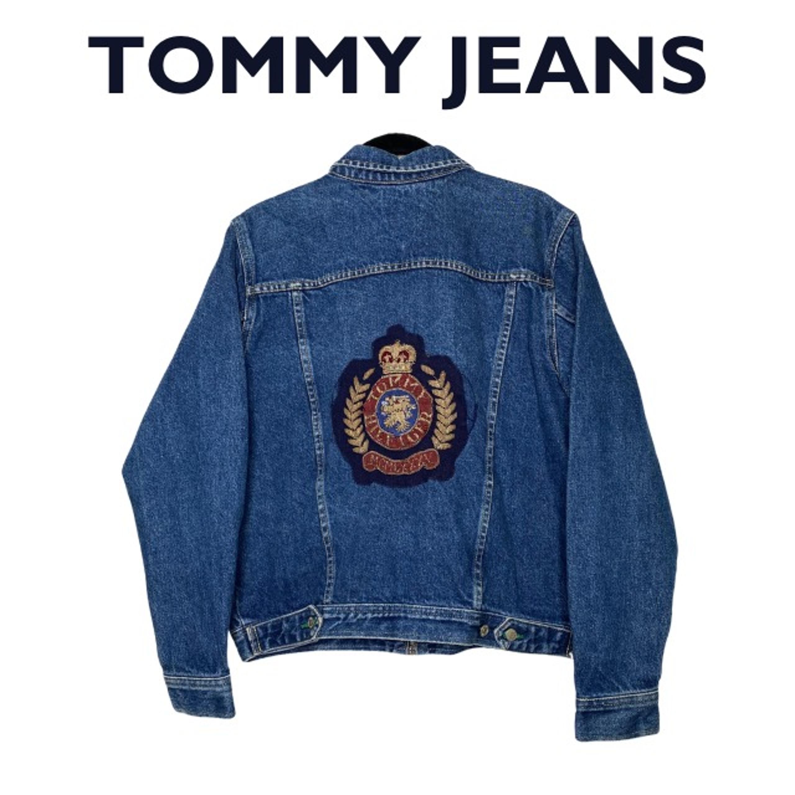 Tommy Hilfiger Tommy Jeans Women's Logo Patch Denim Jean Jacket Size Medium #153