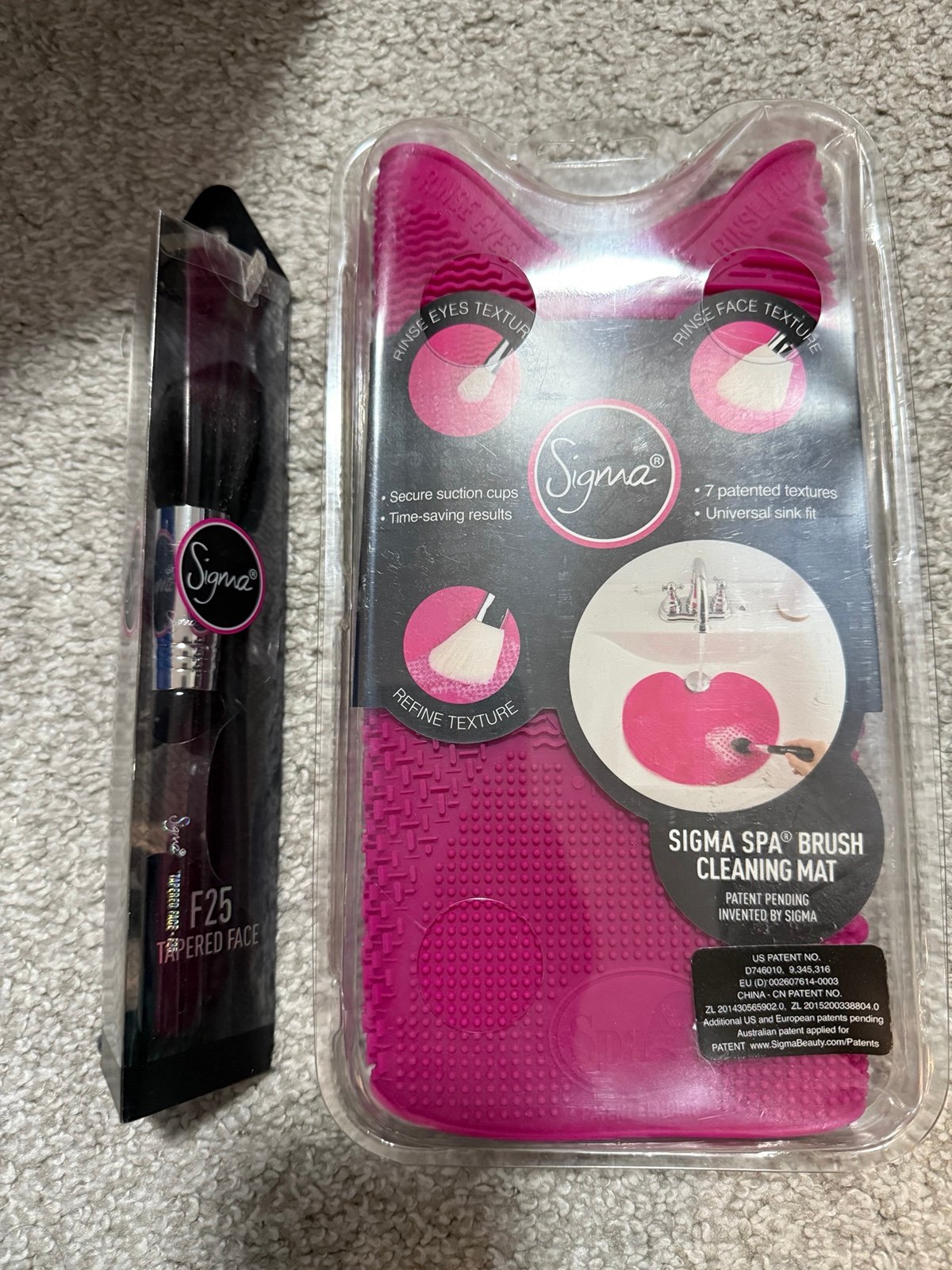 Sigma beauty brush and cleaning brush mat