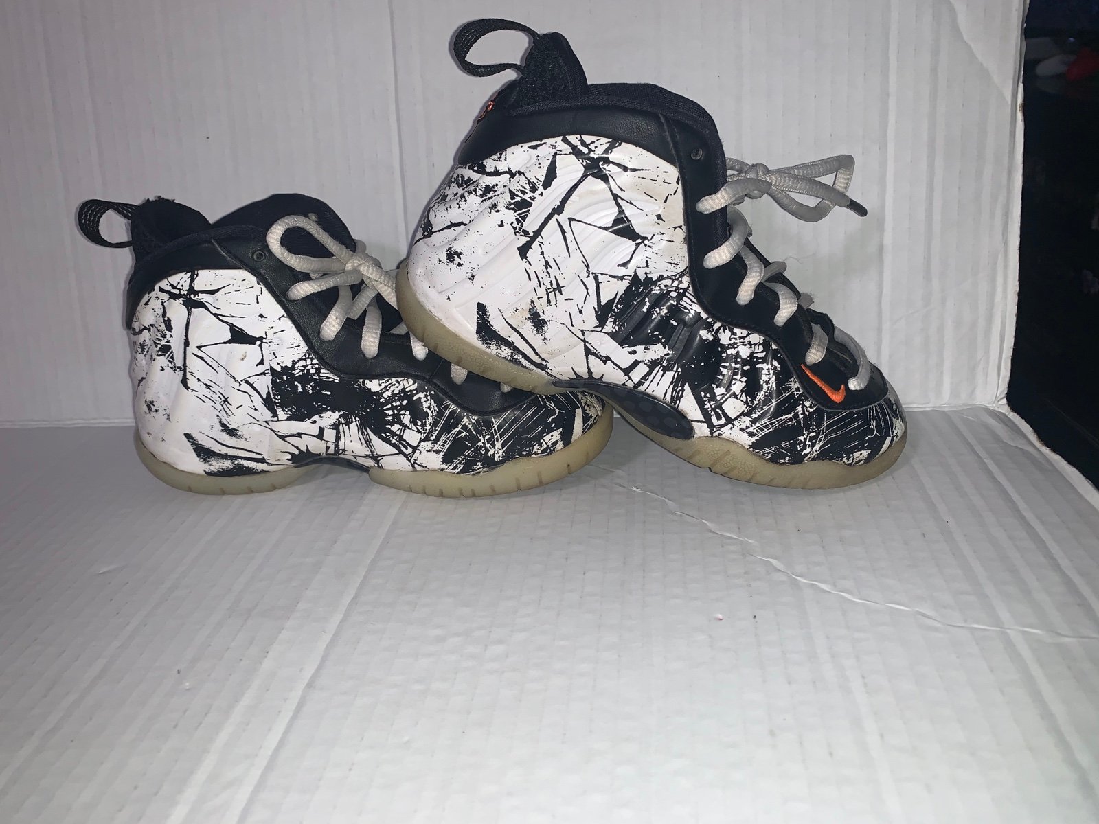 Nike Air Foamposite One Black Orange Basketball Shoes