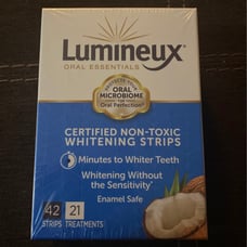 Lumineux oral essentials