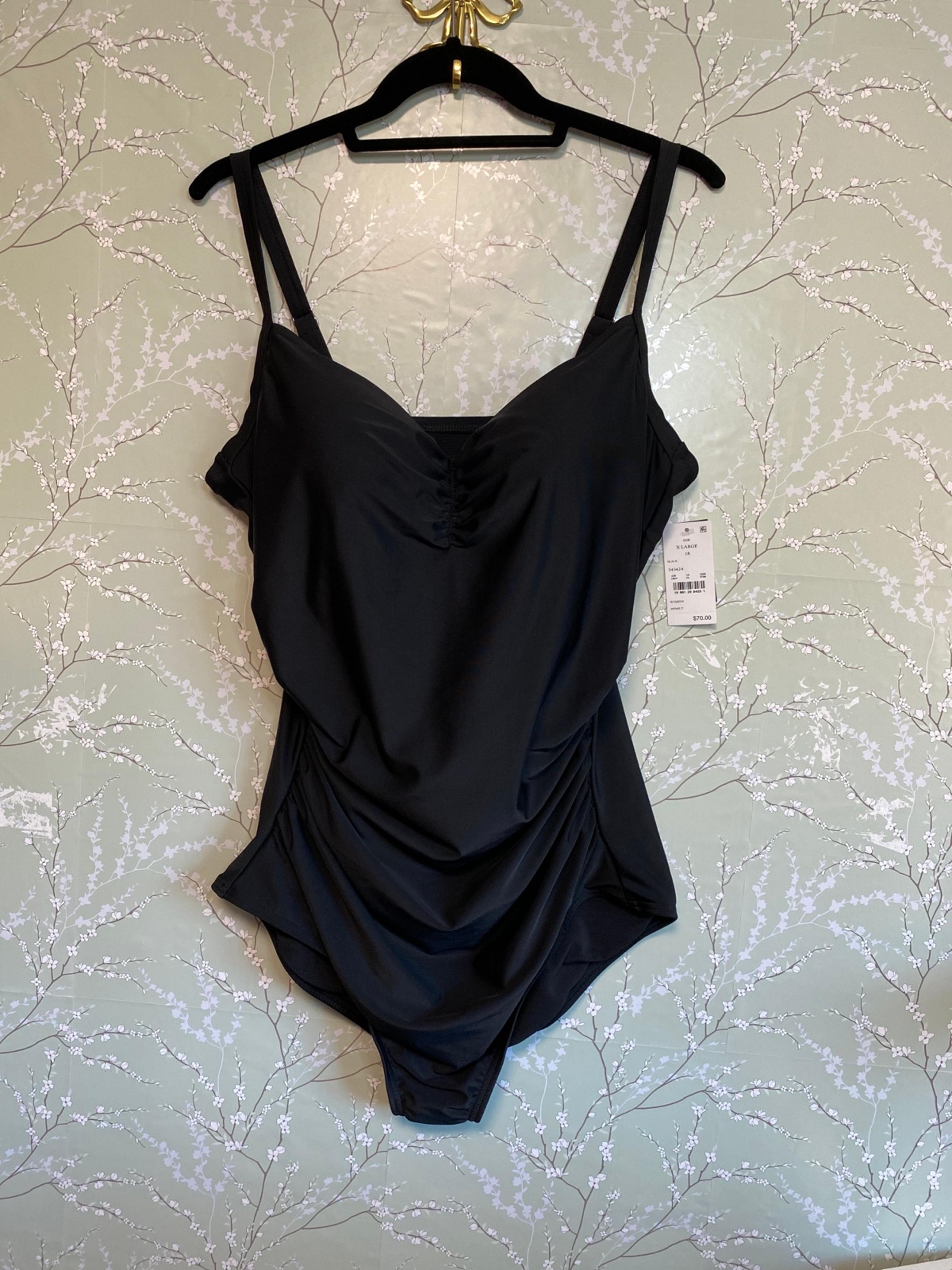 Lands End Women’s One Piece Swimsuit XL New