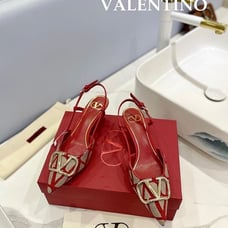 classic fashion Heels