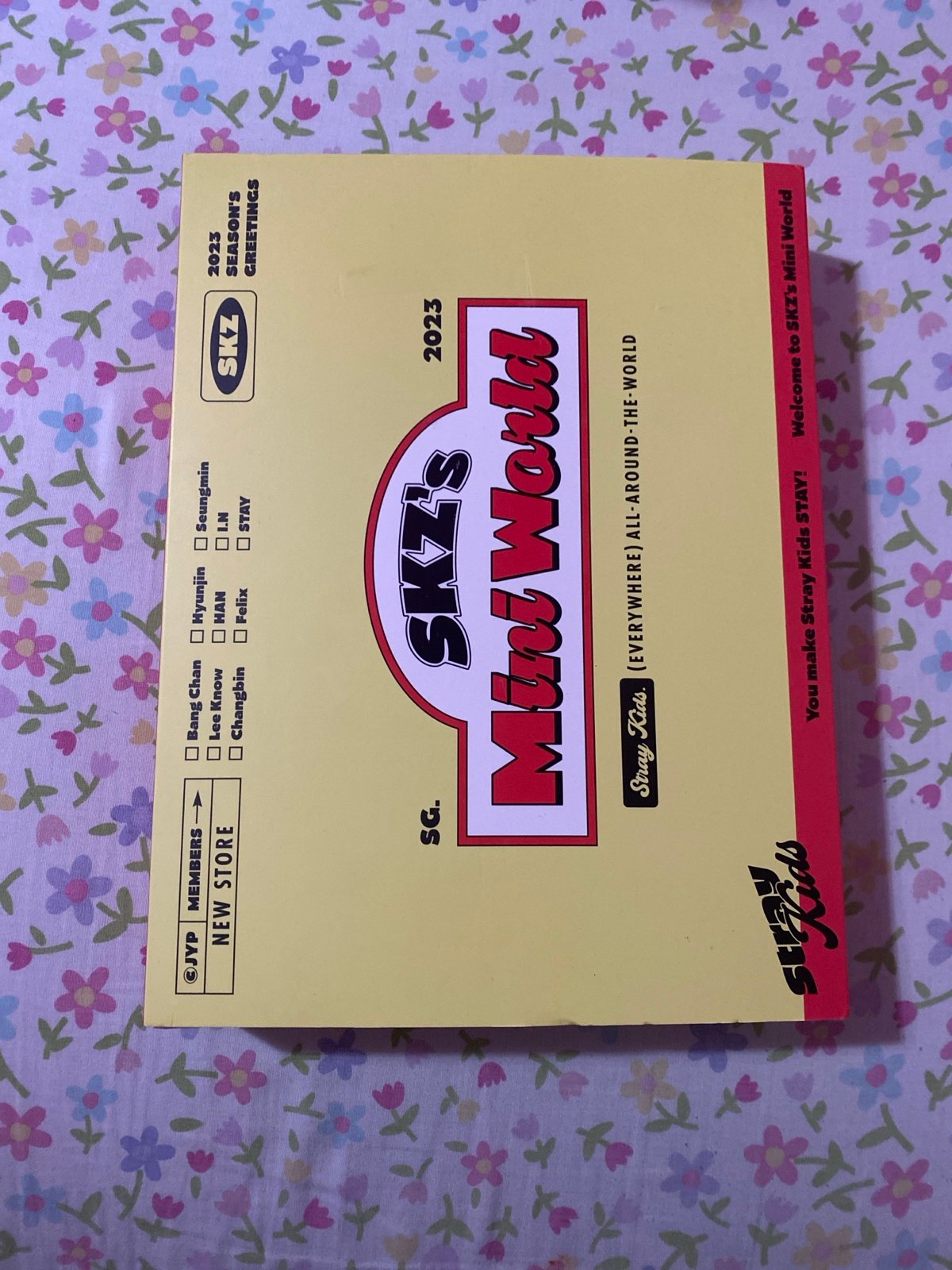 Straykids 2023 Mini World Seasons Greetings