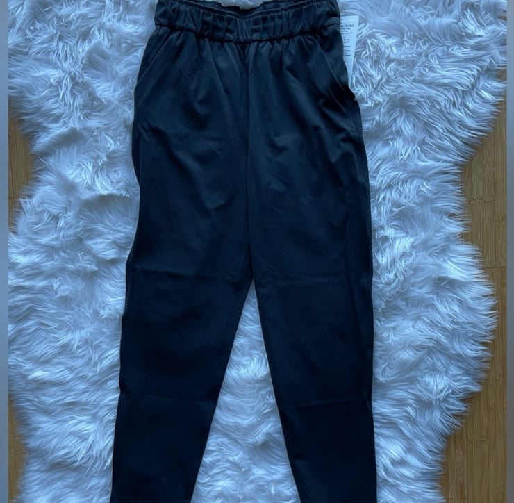 NWT!! Black Lululemon “Keep Moving” Pants