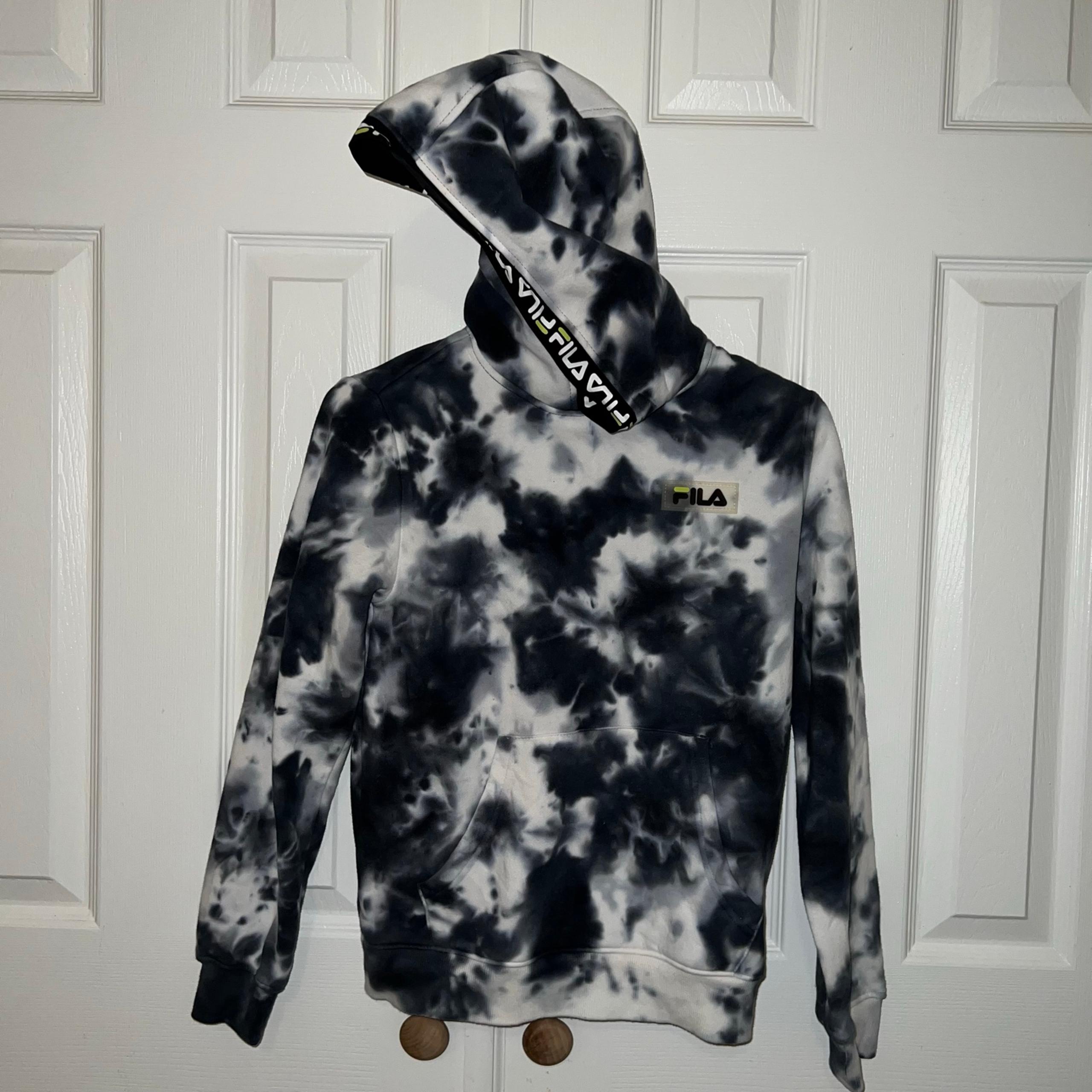 Fila boy hoodie shirt. Size 7