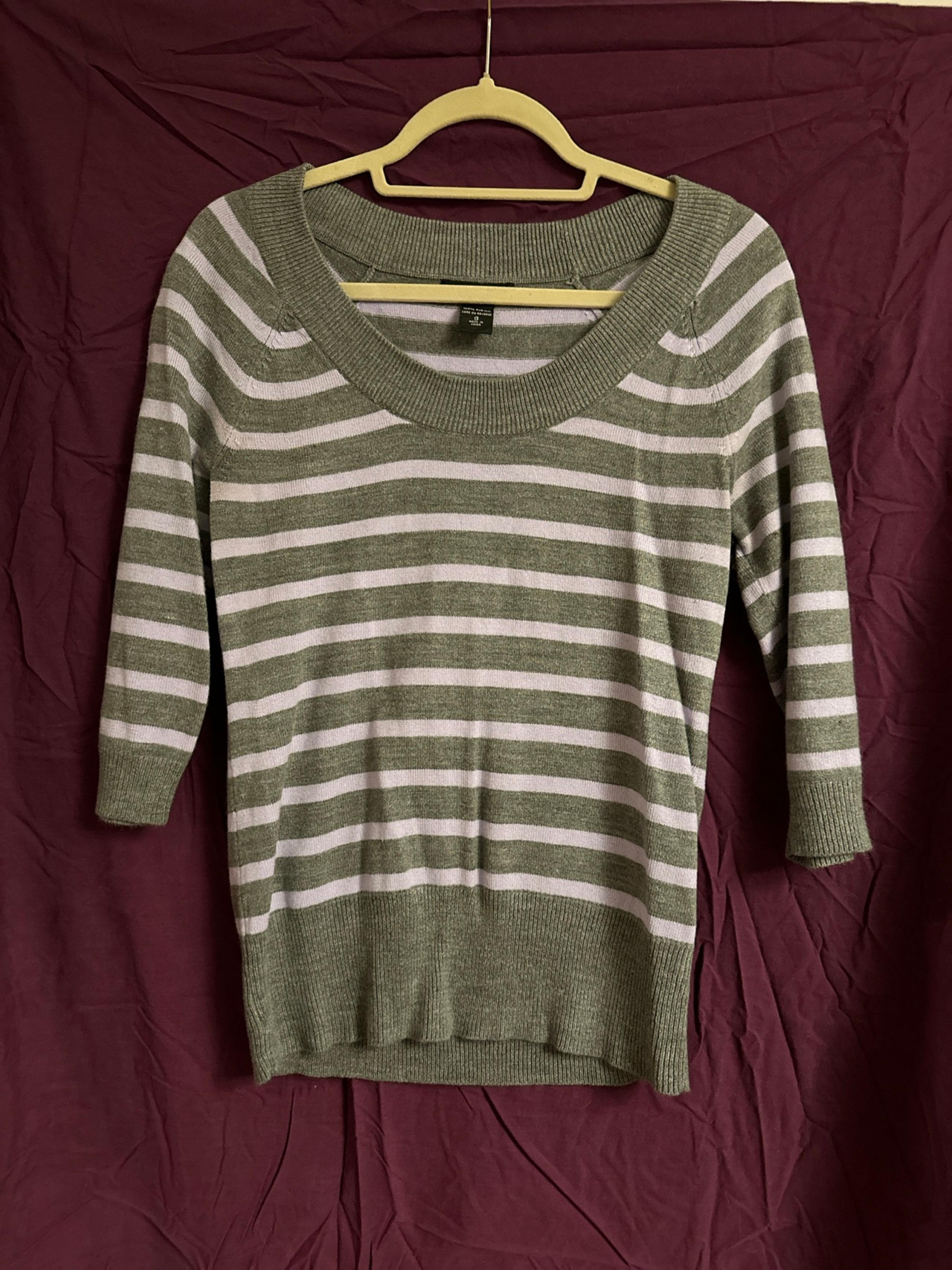 New York & Company 3/4 sleeve striped sweater